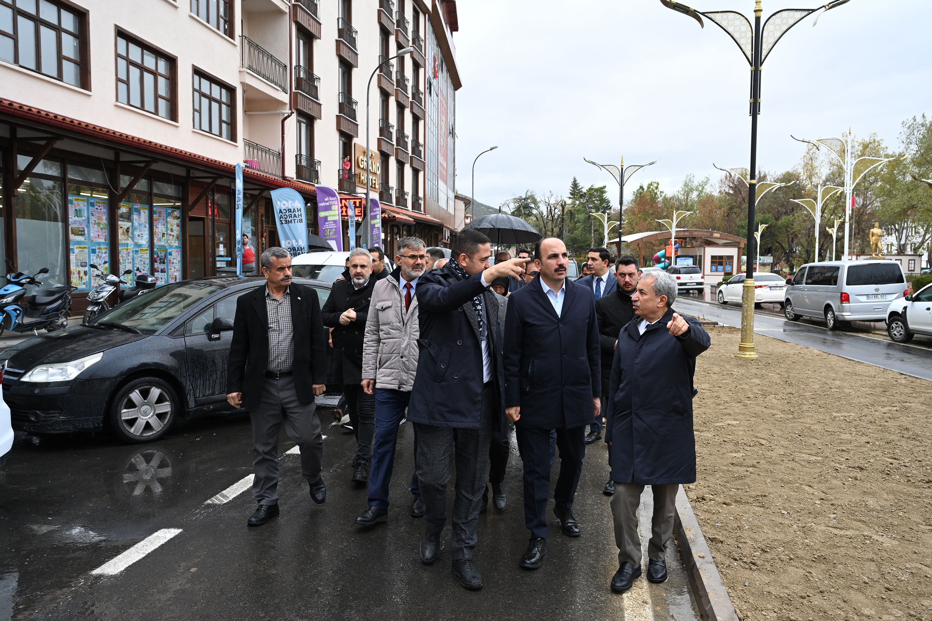 BAŞKAN ALTAY: “YAPTIĞIMIZ YATIRIMLARLA AKŞEHİR’İN ALTYAPISINI YENİLİYORUZ”