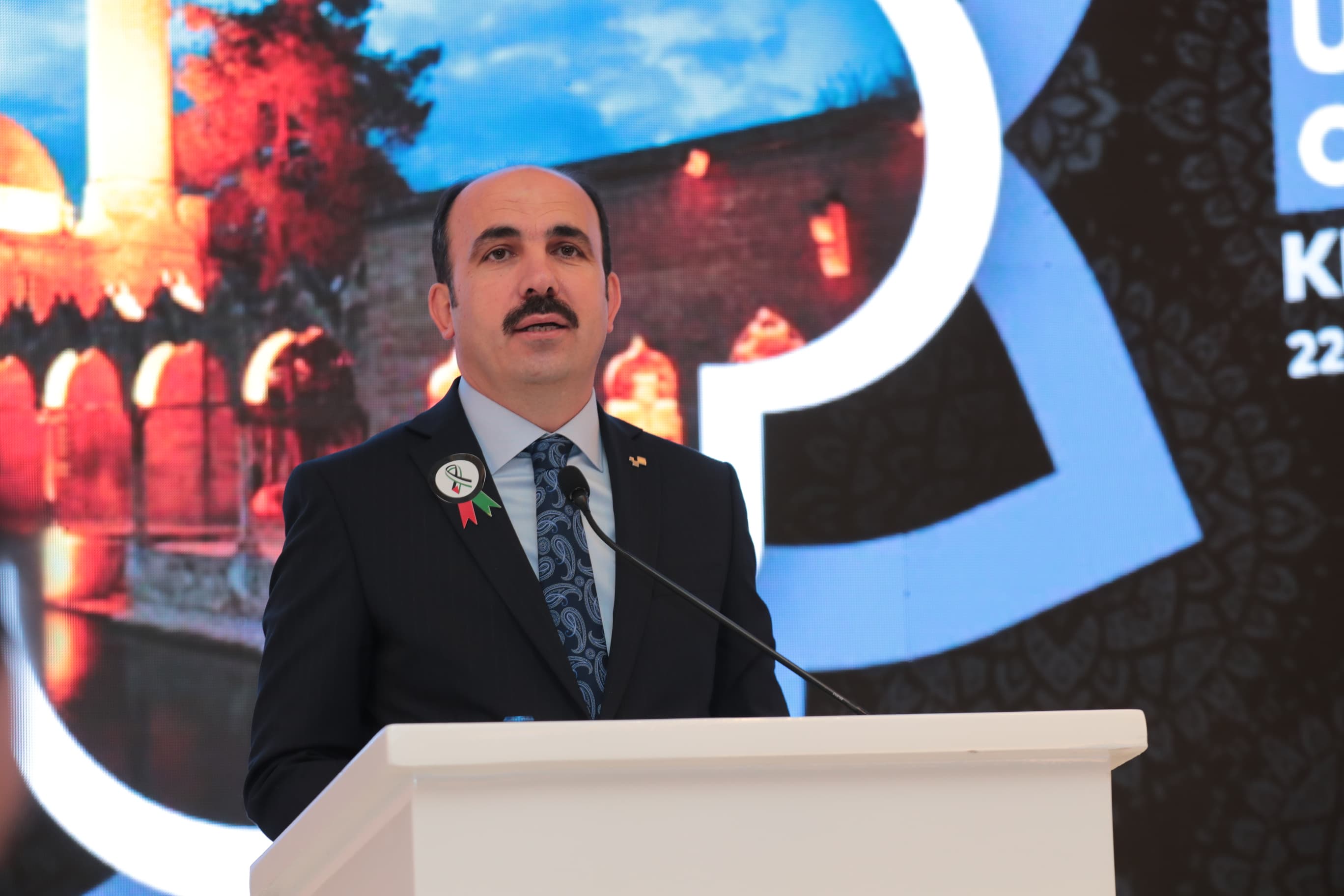 UCLG BAŞKANI ALTAY: “İSRAİL ACIMASIZ BİR SOYKIRIMA İMZA ATIYOR”