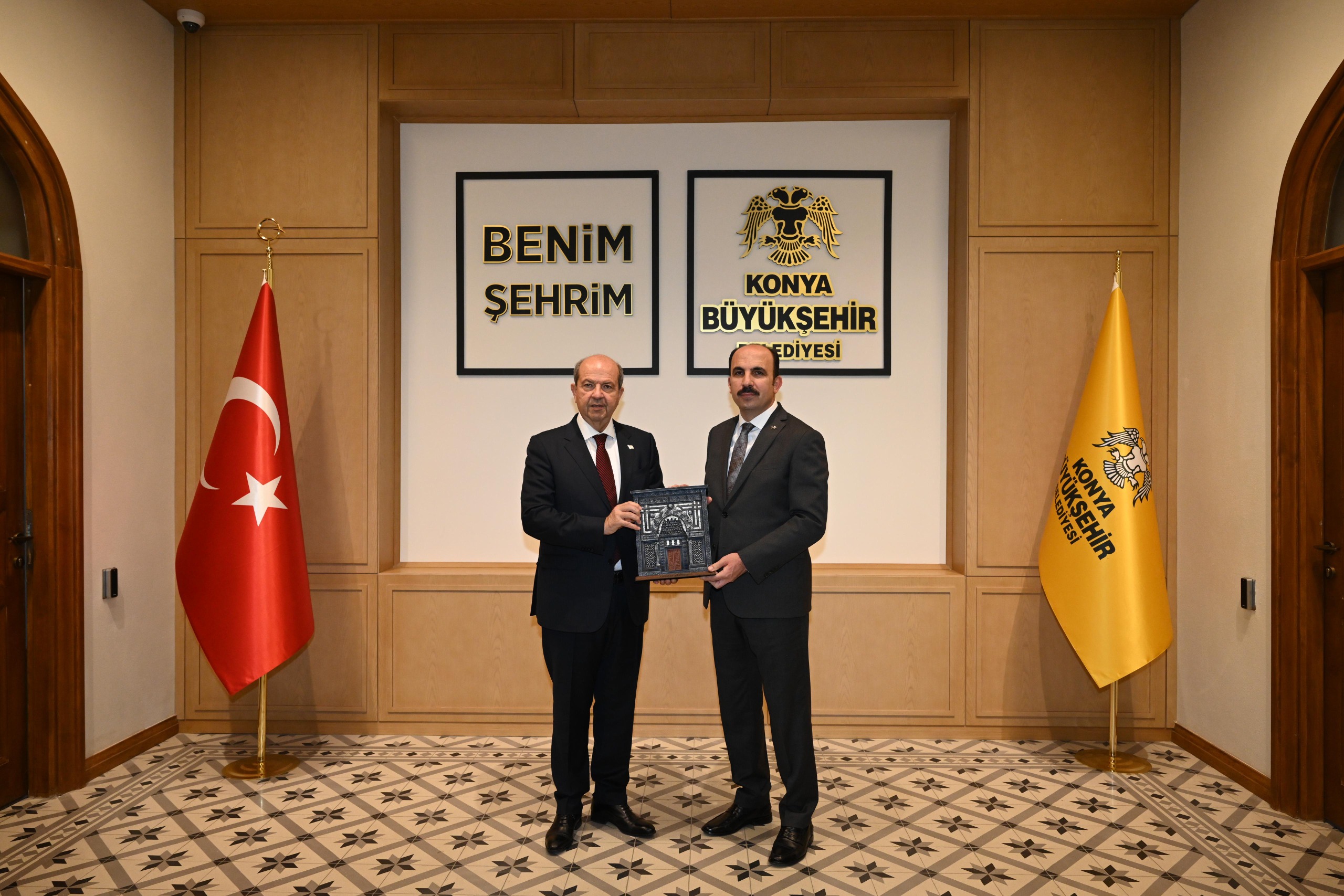 KKTC CUMHURBAŞKANI TATAR, BAŞKAN ALTAY’I ZİYARET ETTİ