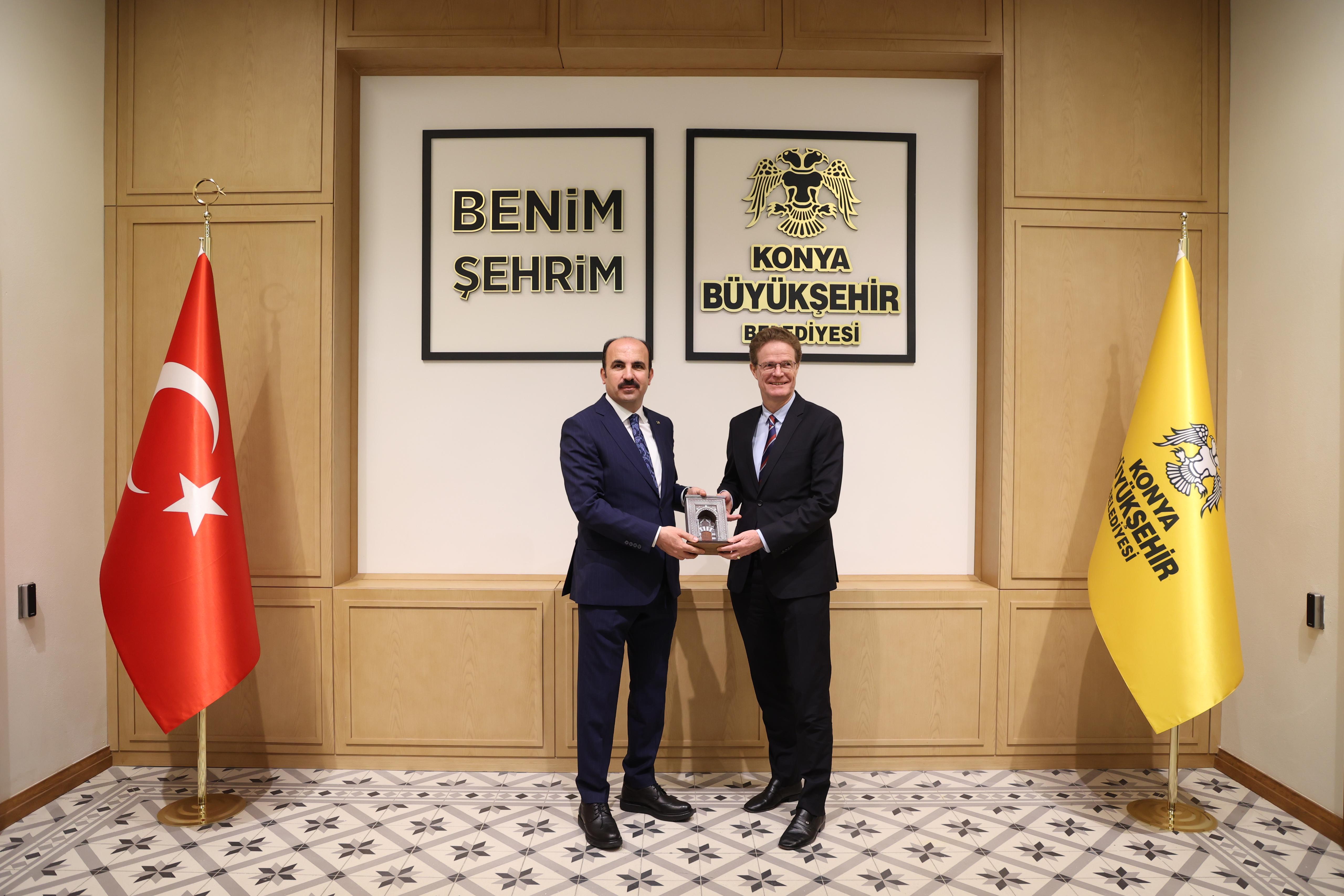 AB BÜYÜKELÇİLERİ UCLG BAŞKANI ALTAY’I ZİYARET ETTİ