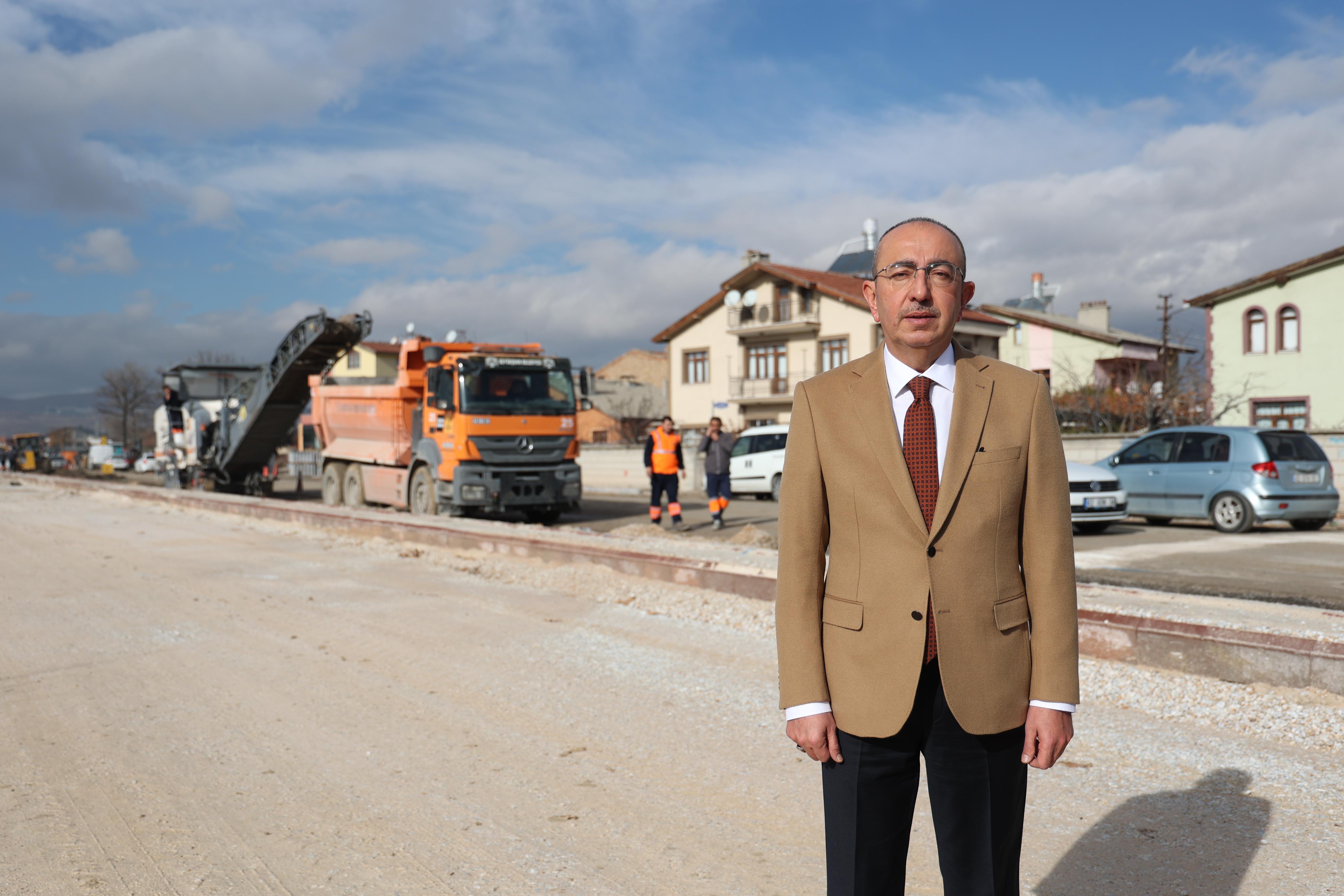 BAŞKAN ALTAY VE BAŞKAN KAVUŞ NECMETTİN ERBAKAN CADDESİ’Nİ İNCELEDİ