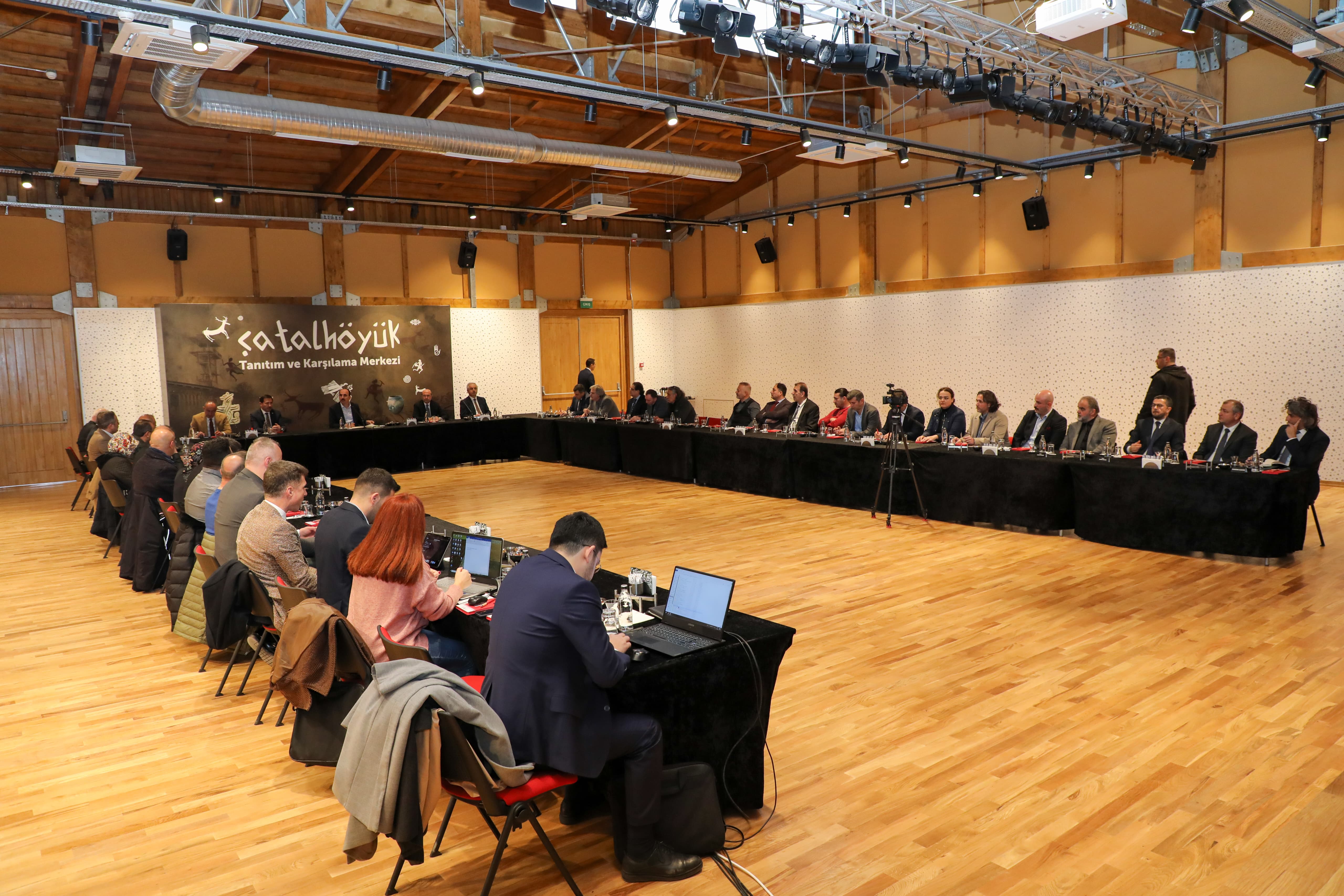 BAŞKAN ALTAY TURİZM PAYDAŞLARIYLA DEĞERLENDİRME TOPLANTISI YAPTI