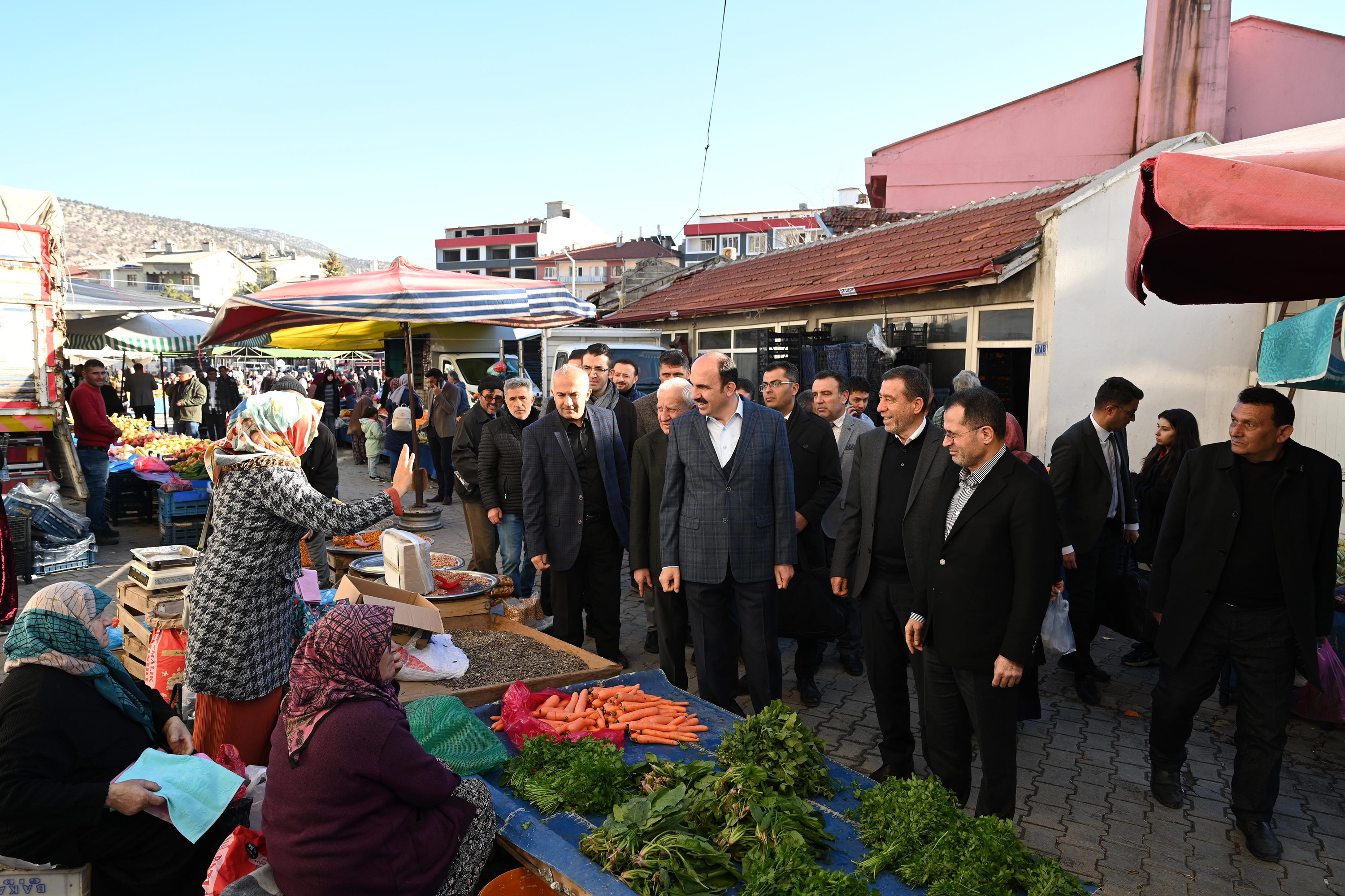 BAŞKAN ALTAY BOZKIR’A KAZANDIRILAN OTOGAR BİNASINI VE İTFAİYE MERKEZİNİ İNCELEDİ