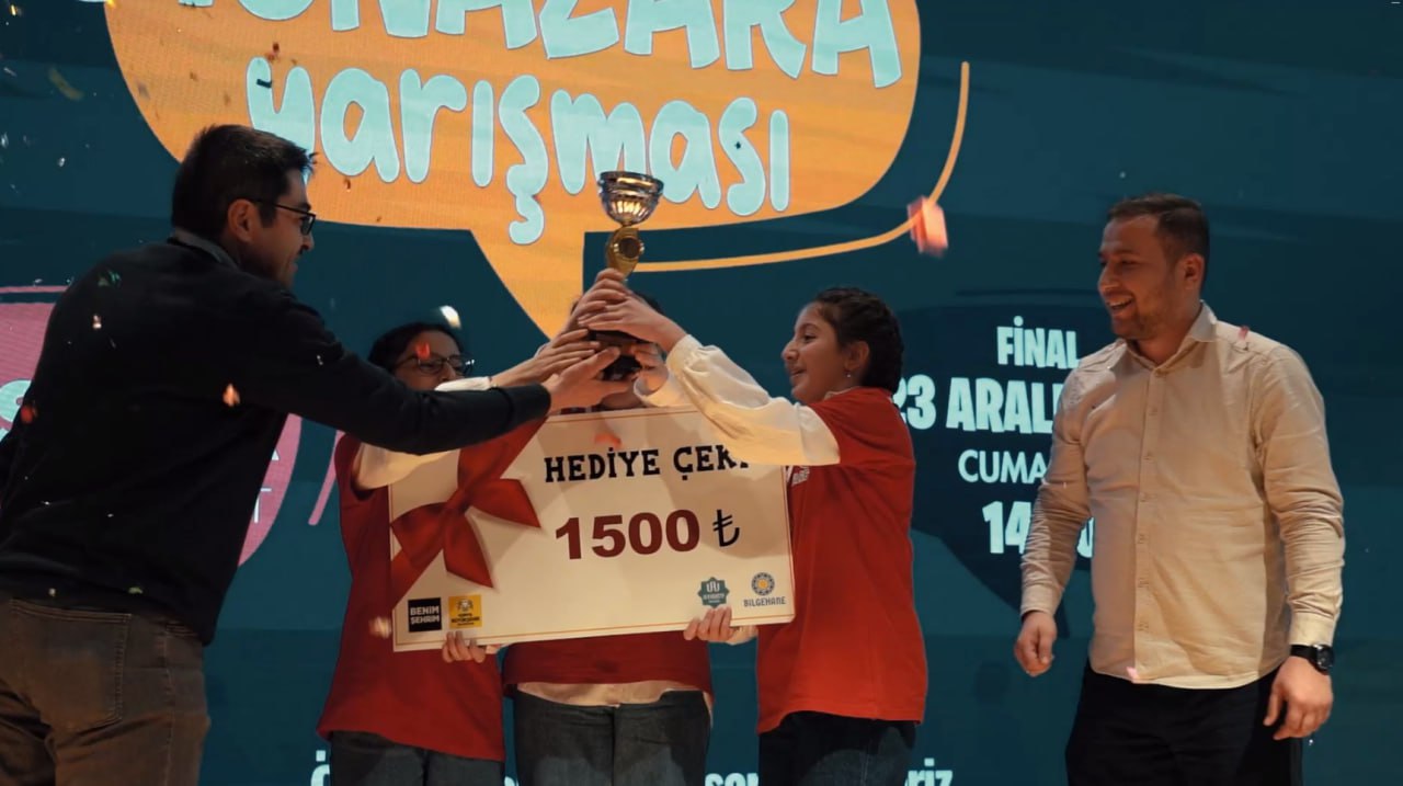 BİLGEHANELERDE GELENEKSEL MÜNAZARA YARIŞMASI BÜYÜK HEYECANA SAHNE OLDU