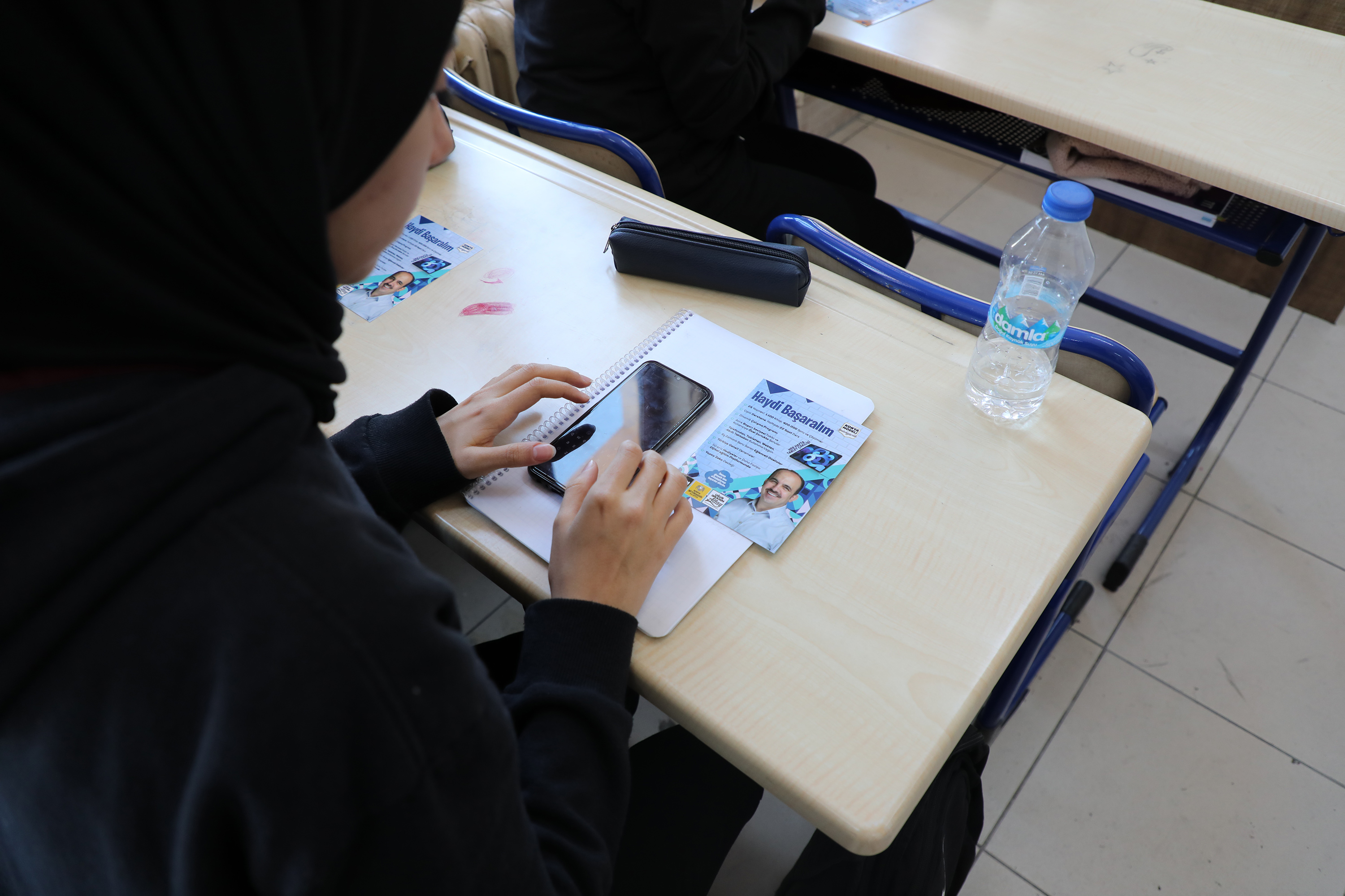 BAŞKAN ALTAY’DAN ÜNİVERSİTE ADAYLARINA EĞİTİM DESTEĞİ