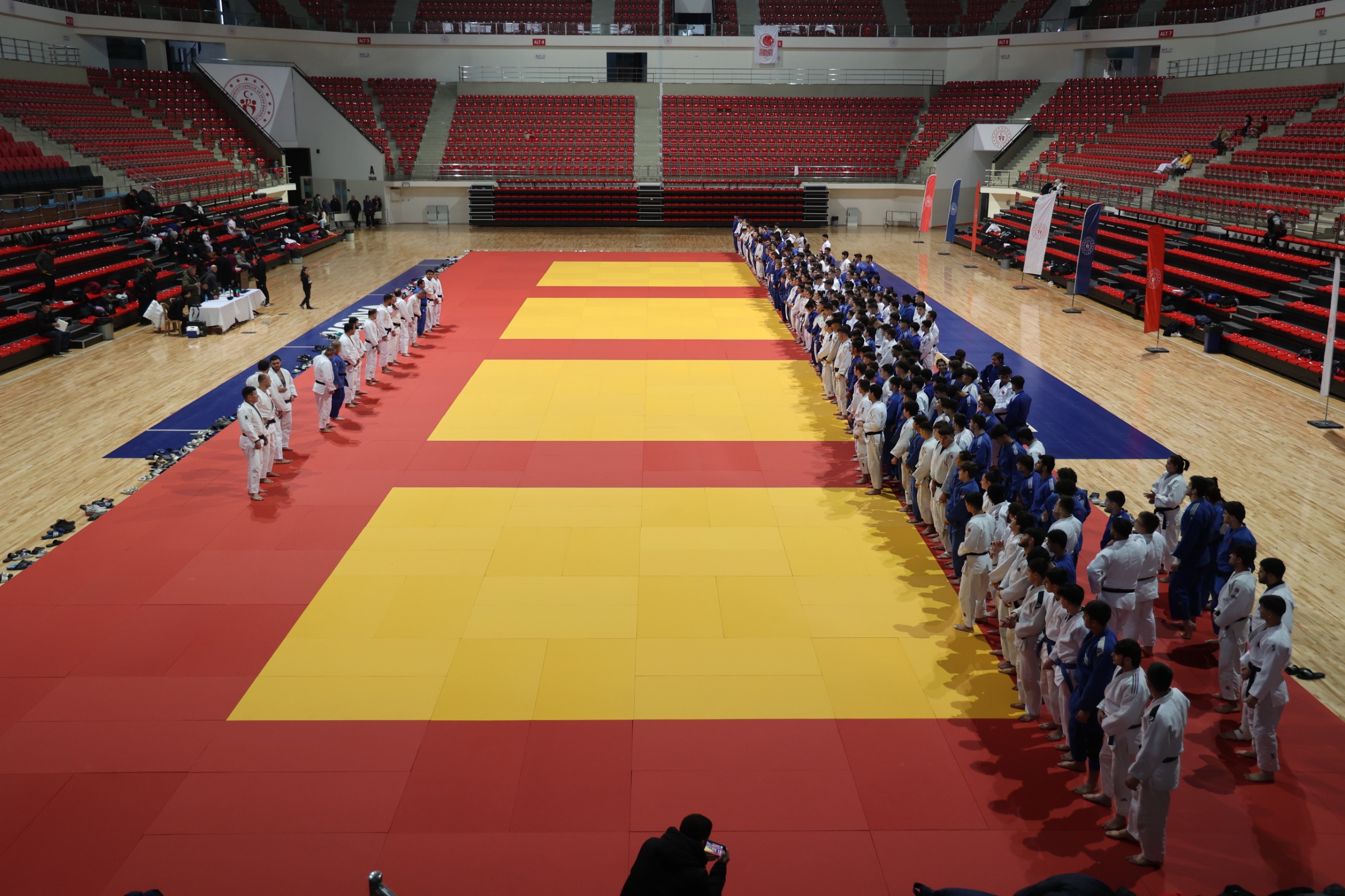 KONYA BÜYÜKŞEHİR MEVLANA ULUSLARARASI JUDO ÇALIŞMA KAMPI’NA EV SAHİPLİĞİ YAPIYOR