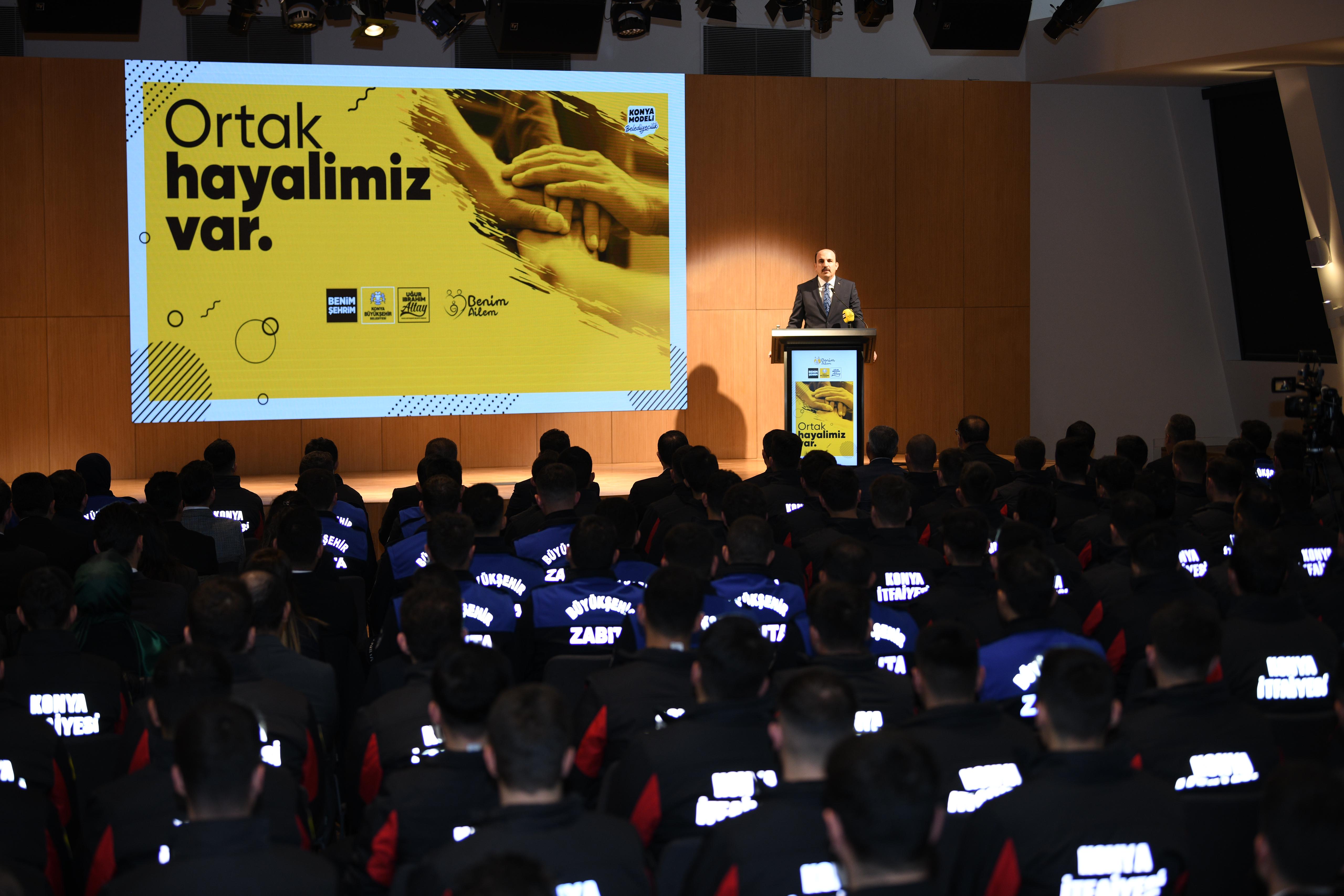 BAŞKAN ALTAY: “SIRTIMI YASLADIĞIM KOCAMAN BİR ORDU VAR”