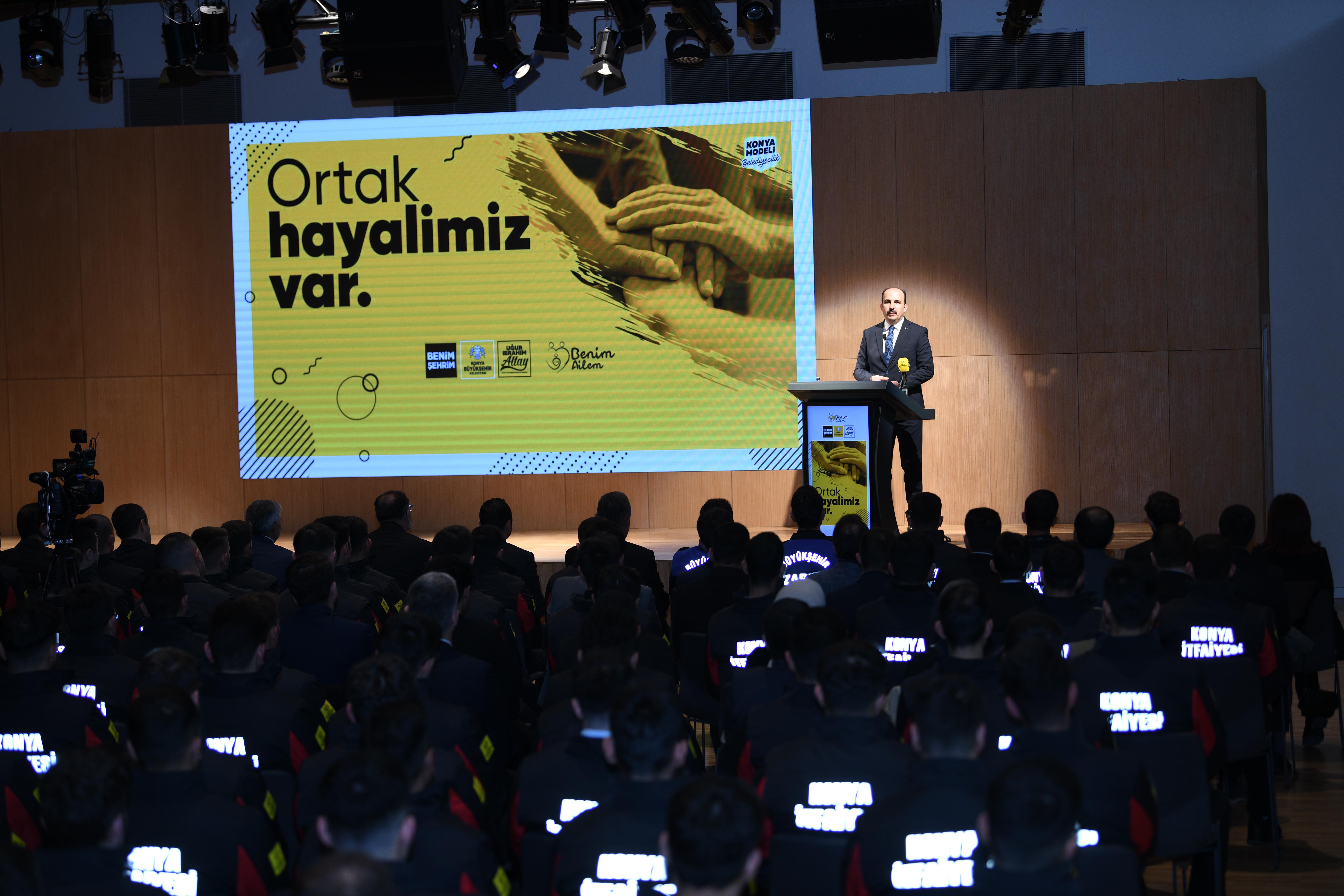 BAŞKAN ALTAY: “SIRTIMI YASLADIĞIM KOCAMAN BİR ORDU VAR”