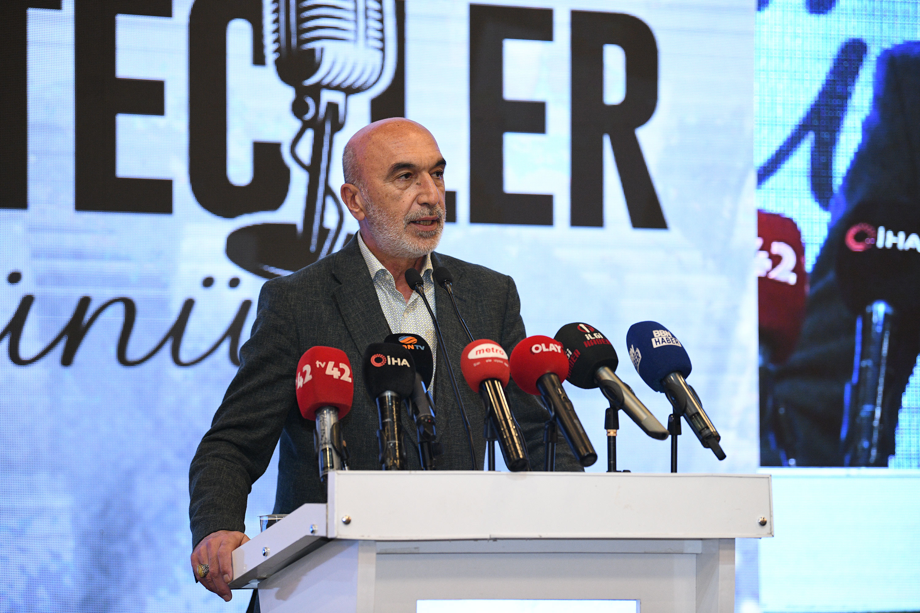 BÜYÜKŞEHİR KONYA’DAKİ BASIN-YAYIN ÇALIŞANLARINI BULUŞTURDU