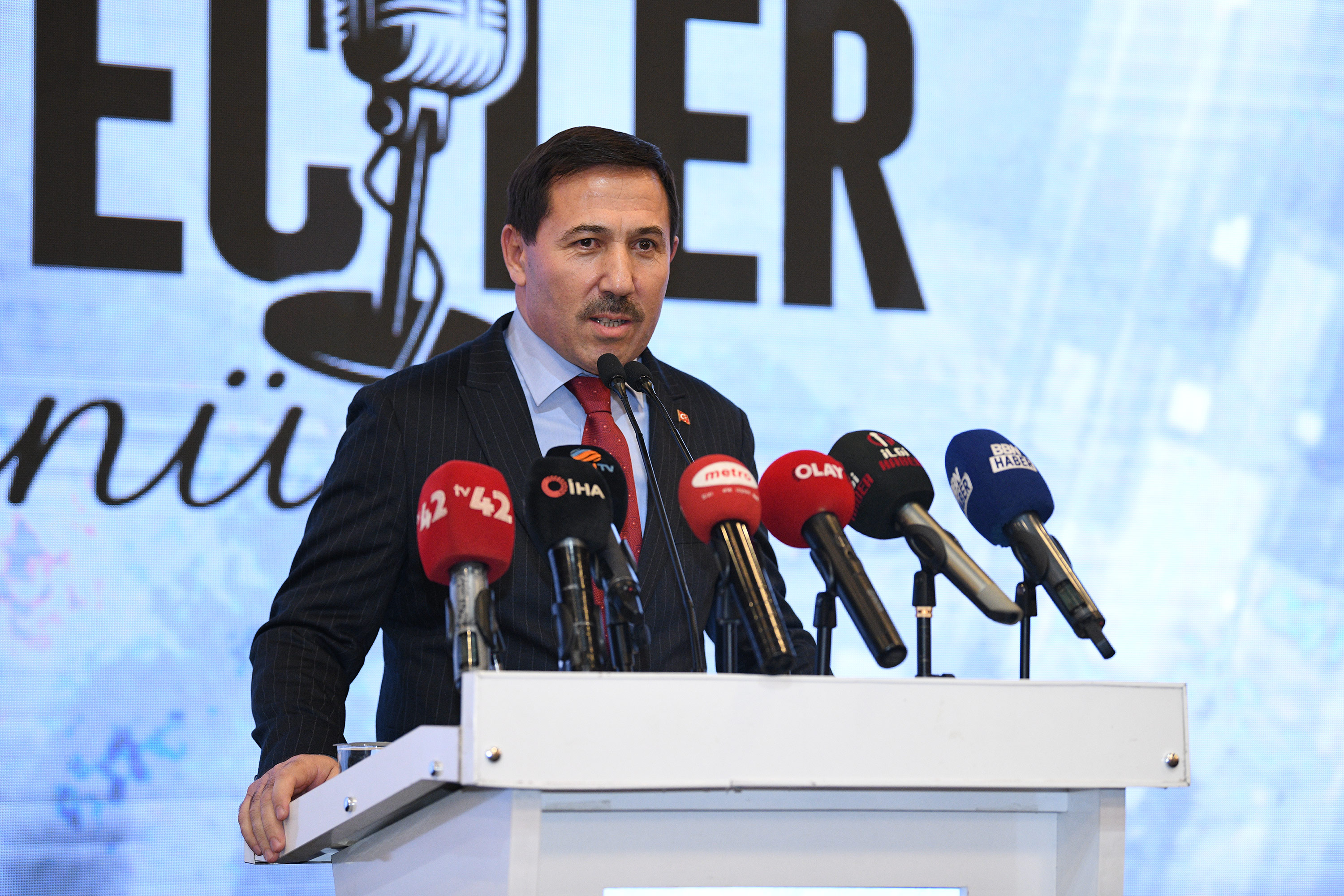 BÜYÜKŞEHİR KONYA’DAKİ BASIN-YAYIN ÇALIŞANLARINI BULUŞTURDU