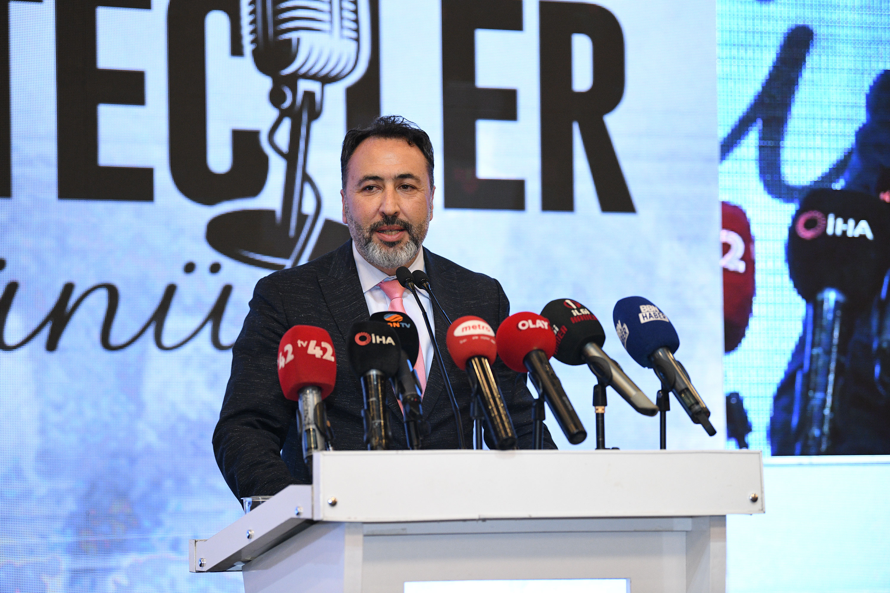 BÜYÜKŞEHİR KONYA’DAKİ BASIN-YAYIN ÇALIŞANLARINI BULUŞTURDU
