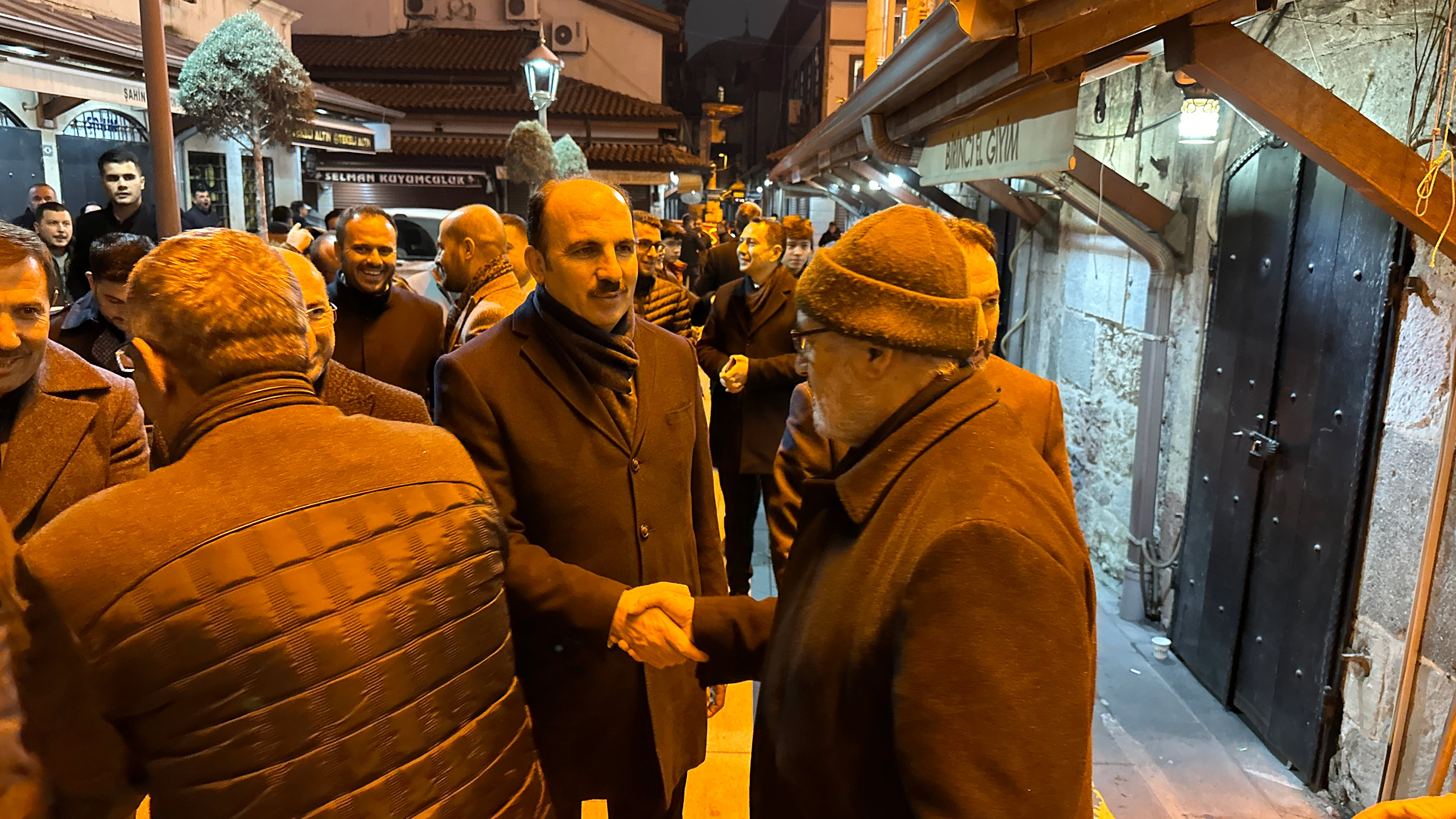 BAŞKAN ALTAY REGAİP KANDİLİ’Nİ KONYALILARLA BİRLİKTE İHYA ETTİ