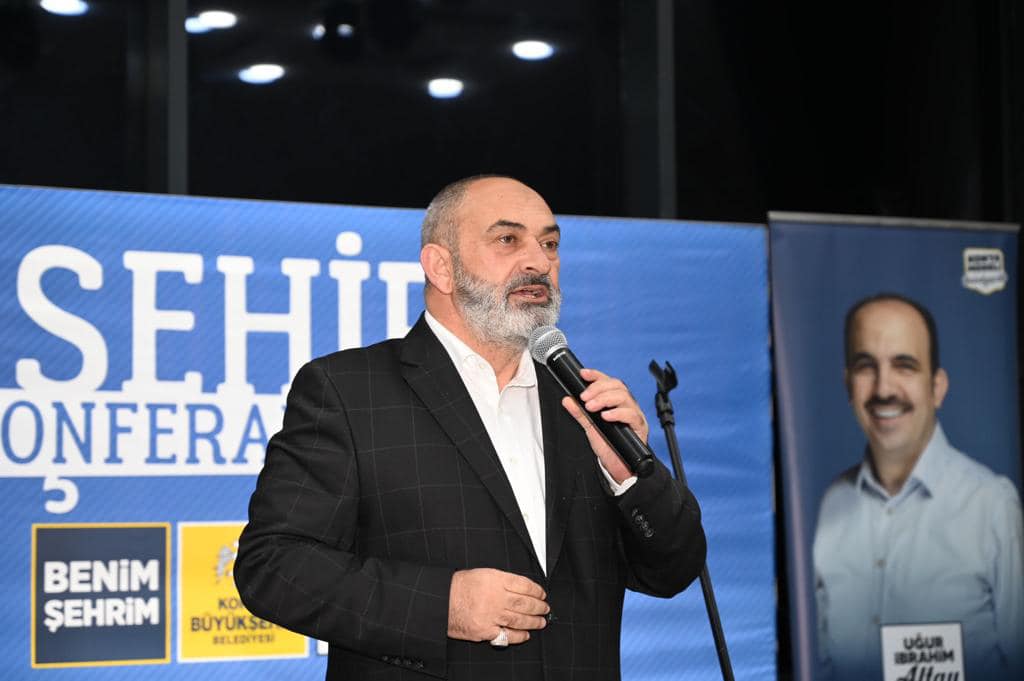 KONYA BÜYÜKŞEHİR’İN ŞEHİR KONFERANSLARINDA ŞEHİTLERİMİZ İÇİN DUA EDİLDİ