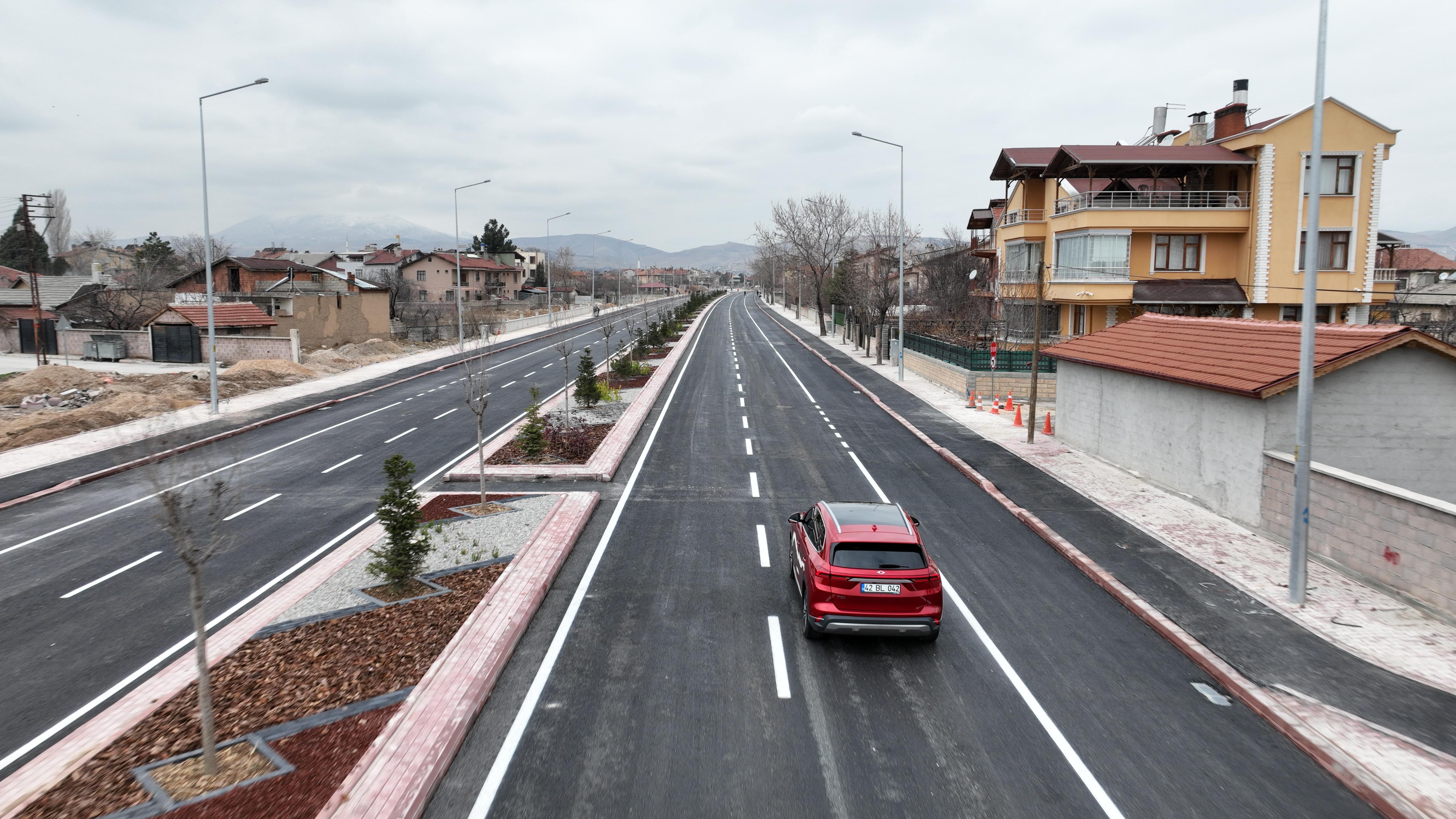 NECMETTİN ERBAKAN CADDESİ’NİN ÜÇÜNCÜ ETABINDA İLK SÜRÜŞÜ BAŞKAN ALTAY YAPTI