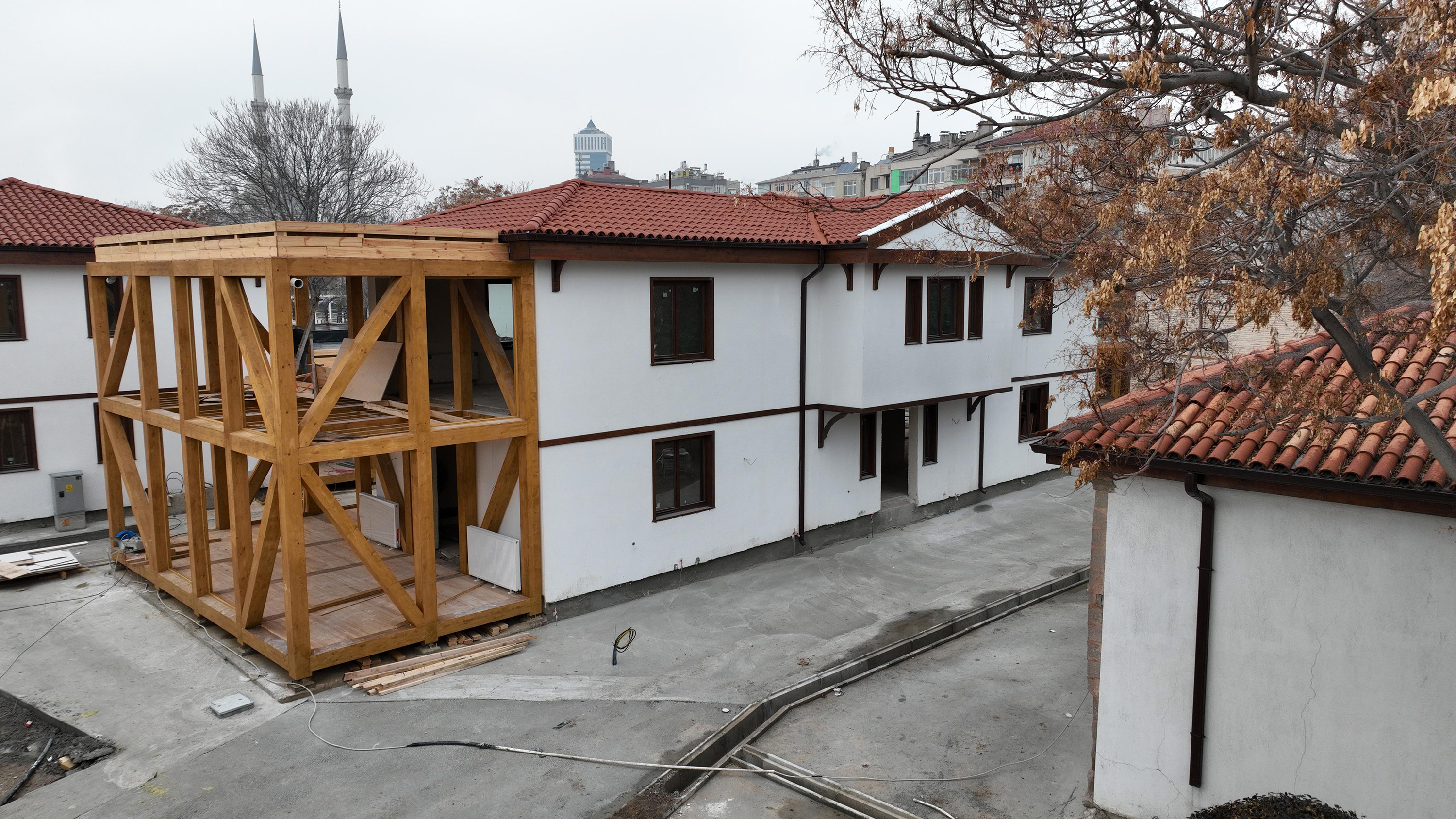 BAŞKAN ALTAY: “KONYA, TARİH VE KÜLTÜRÜN HER SOKAĞINDA YAŞANDIĞI BİR ŞEHİR HALİNE DÖNÜŞECEK”