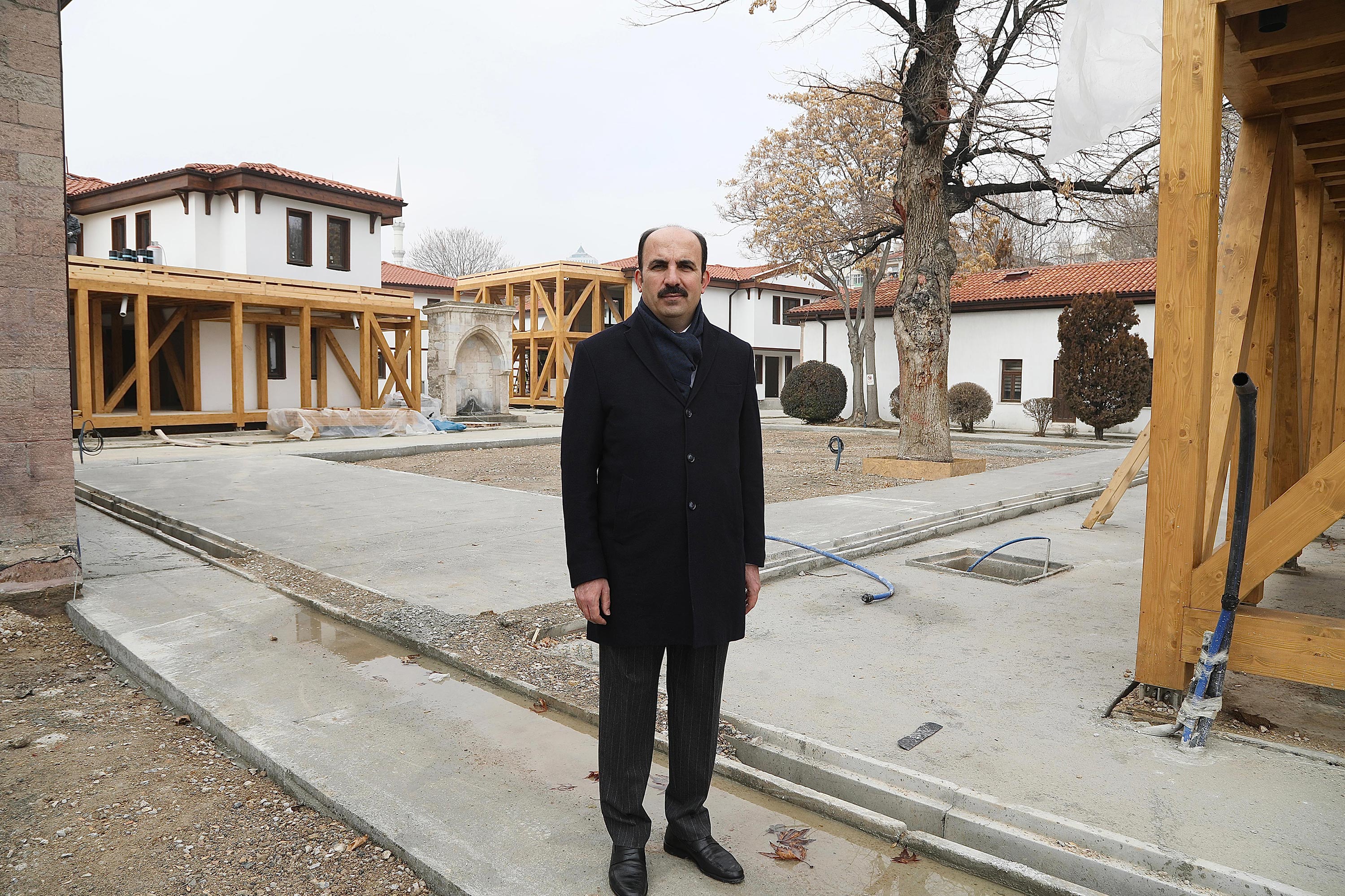 BAŞKAN ALTAY: “KONYA, TARİH VE KÜLTÜRÜN HER SOKAĞINDA YAŞANDIĞI BİR ŞEHİR HALİNE DÖNÜŞECEK”