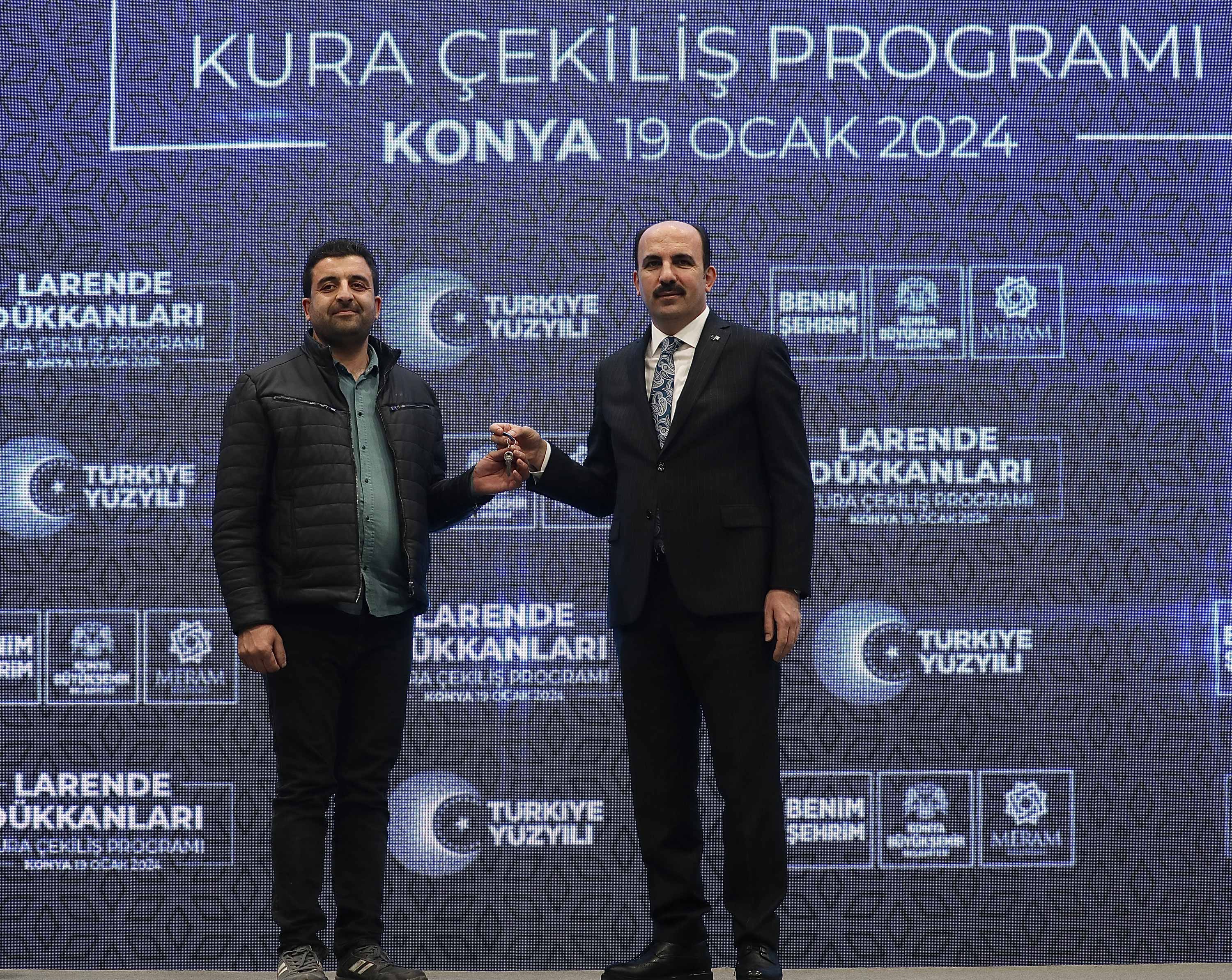 BAŞKAN ALTAY: “ÖNÜMÜZDE İŞİMİZ, ARKAMIZDA KONYALILAR, GECE GÜNDÜZ GAYRET EDİYORUZ”