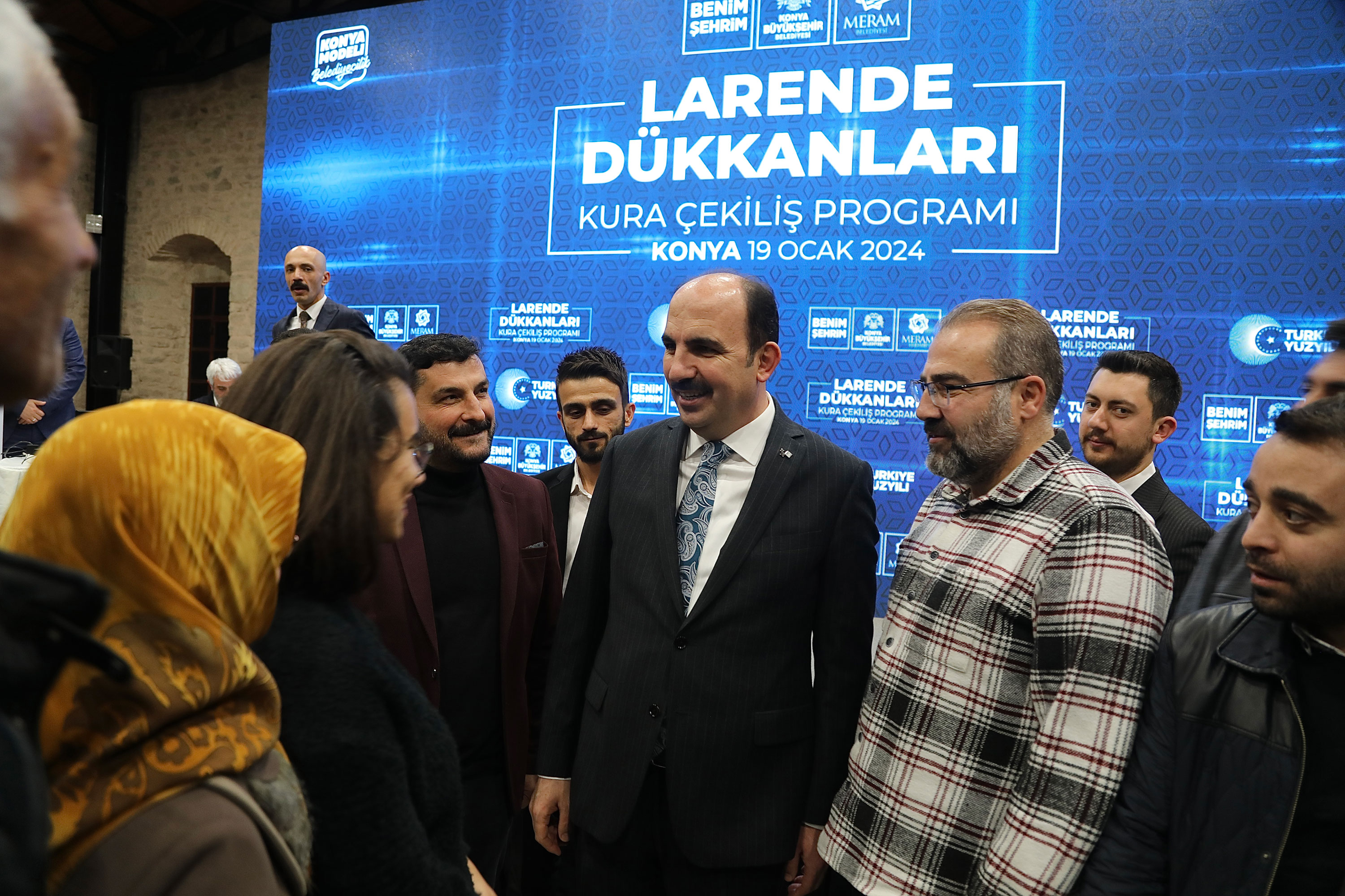 BAŞKAN ALTAY: “ÖNÜMÜZDE İŞİMİZ, ARKAMIZDA KONYALILAR, GECE GÜNDÜZ GAYRET EDİYORUZ”