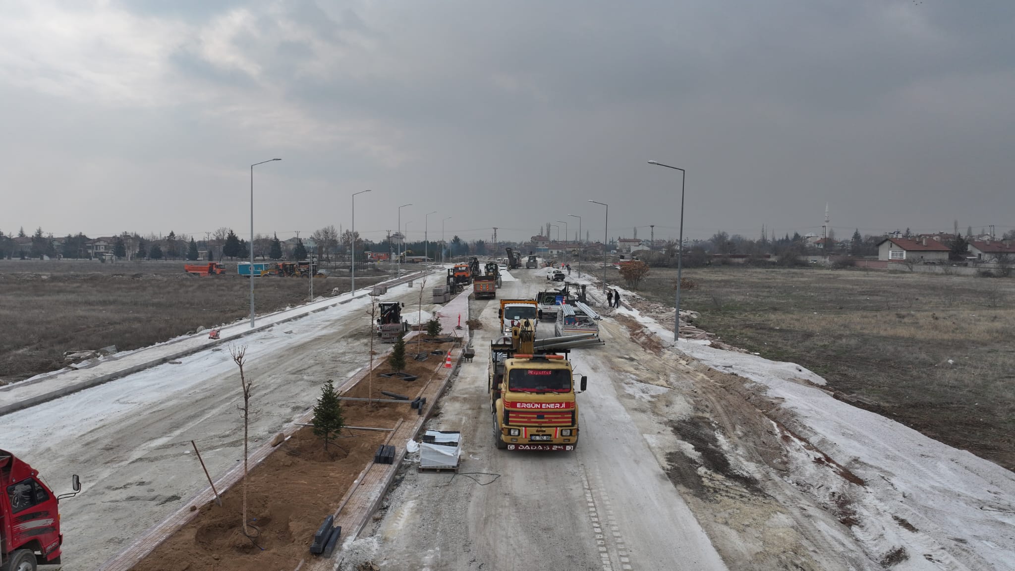KONYA BÜYÜKŞEHİR NECMETTİN ERBAKAN CADDESİ’NDE YOĞUN BİR ÇALIŞMA SÜRDÜRÜYOR