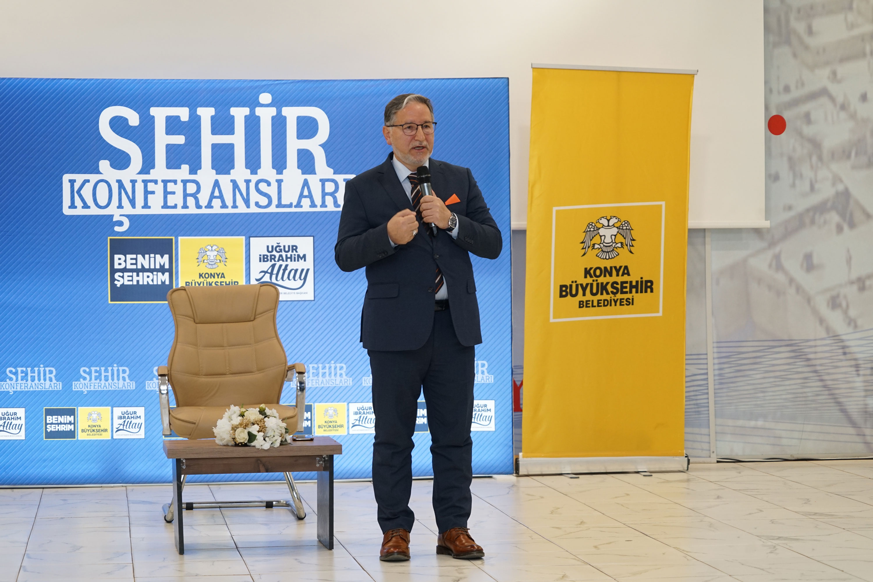 İLÇE ŞEHİR KONFERANSLARI'NDA İSRAİL ZULMÜ KONUŞULDU