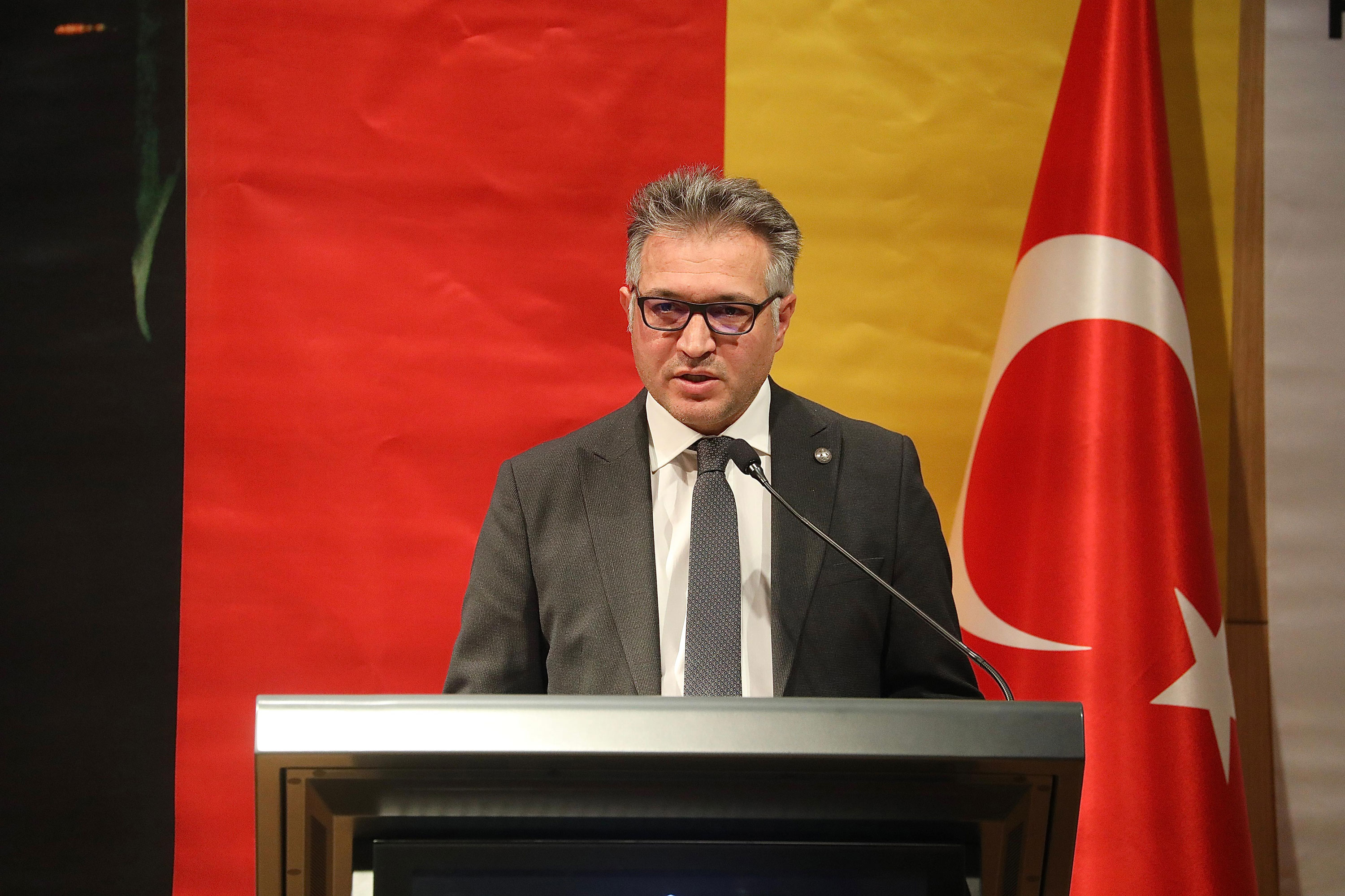 “TÜRKİYE SELÇUKLULARI KONYA HANEDAN TÜRBESİNDEKİ NAAŞLARIN TANZİMİ PROJESİ” PANELİ KONYA BÜYÜKŞEHİR’İN EV SAHİPLİĞİNDE YAPILDI