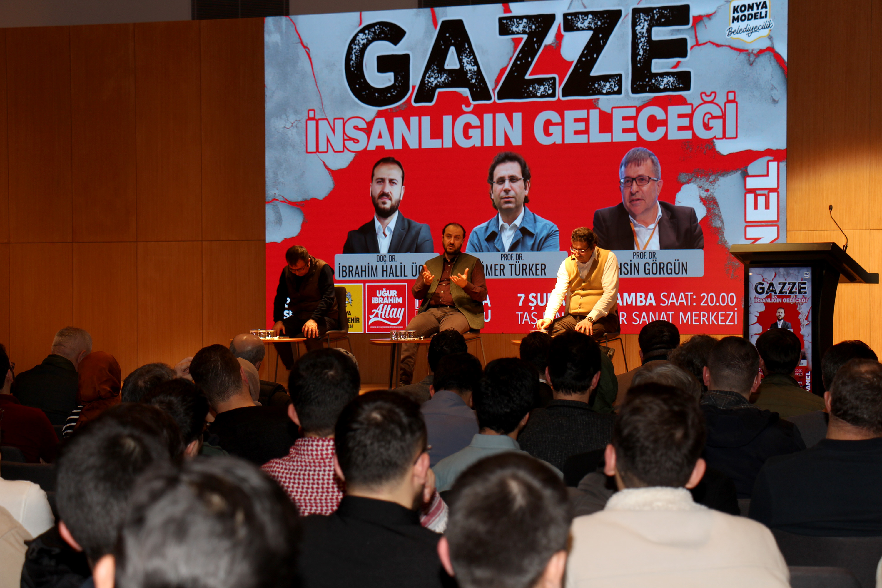 KONYA OKULU’NDA “GAZZE, İNSANLIĞIN GELECEĞİ” KONULU PANEL DÜZENLENDİ