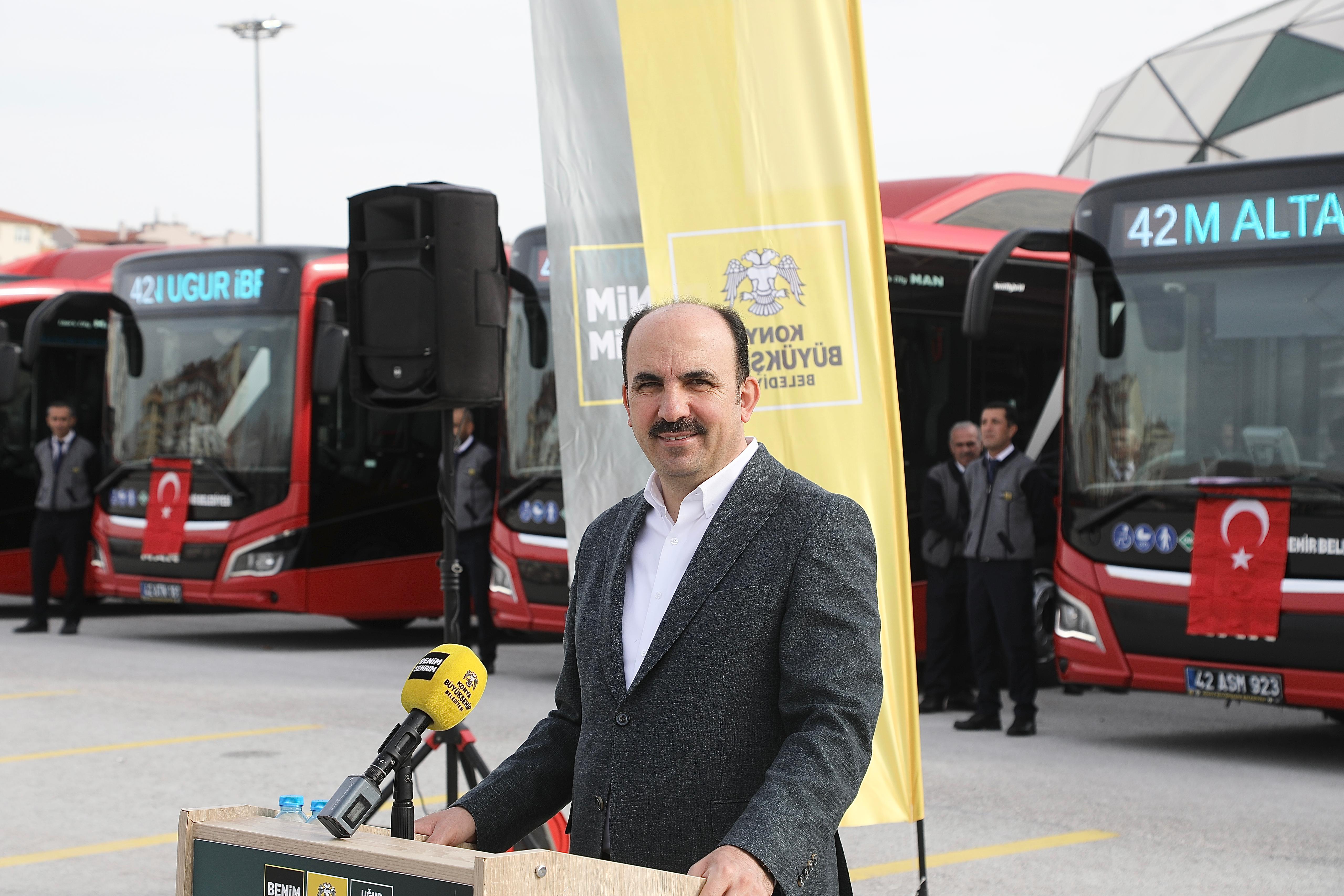 BAŞKAN ALTAY: “OTOBÜS FİLOMUZU 53 YENİ DOĞALGAZLI OTOBÜSLE DAHA DA GÜÇLENDİRDİK”