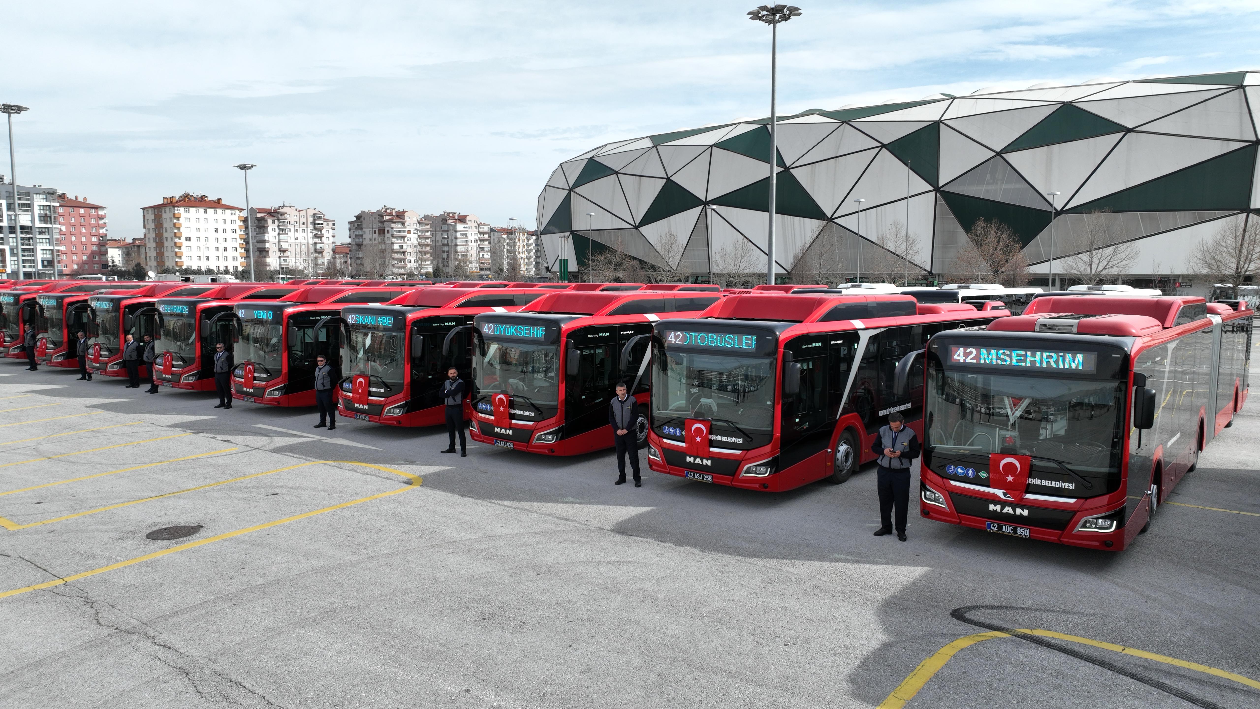 BAŞKAN ALTAY: “OTOBÜS FİLOMUZU 53 YENİ DOĞALGAZLI OTOBÜSLE DAHA DA GÜÇLENDİRDİK”