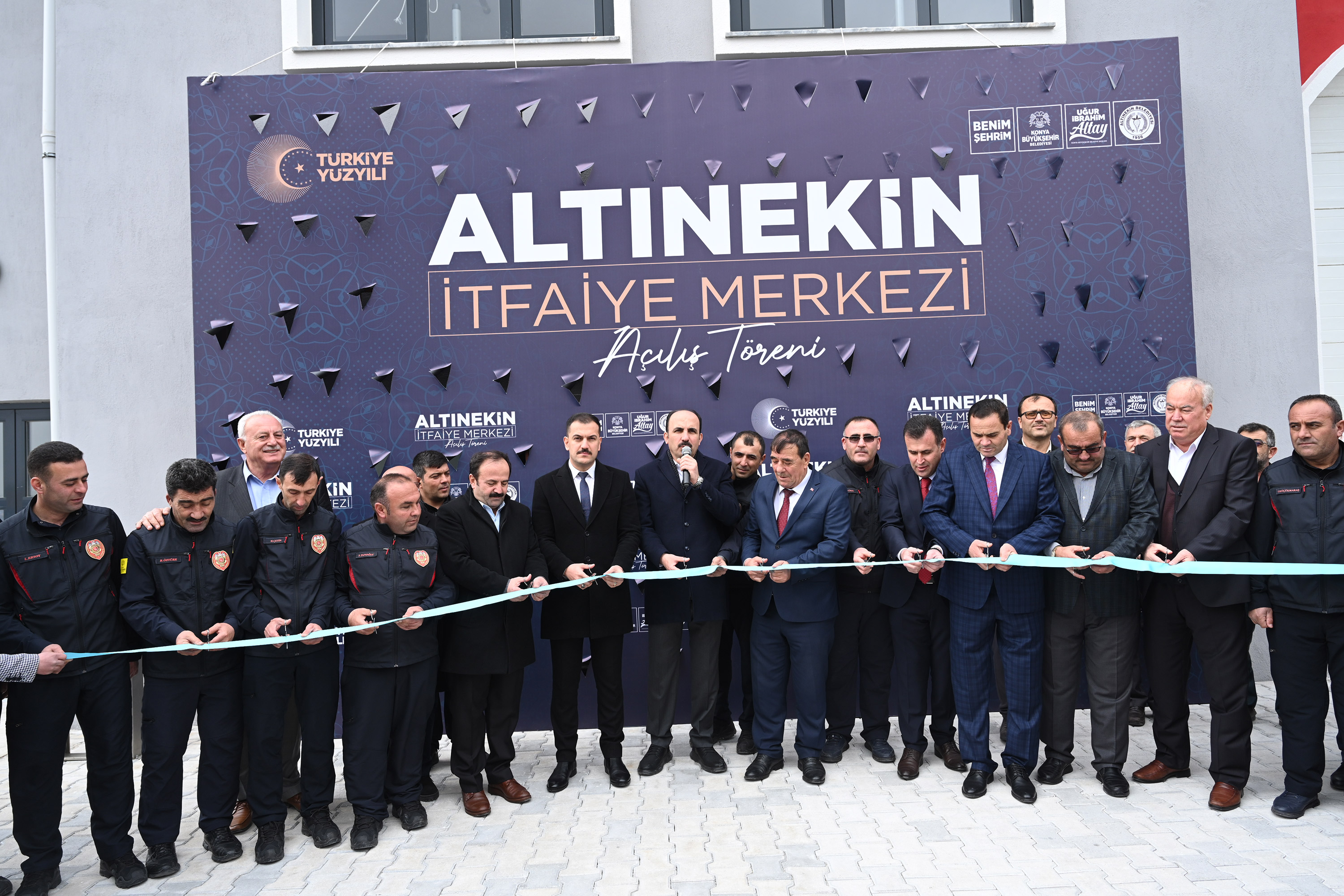 BAŞKAN ALTAY ALTINEKİN’E KAZANDIRILAN İTFAİYE MERKEZİNİN AÇILIŞINI YAPTI