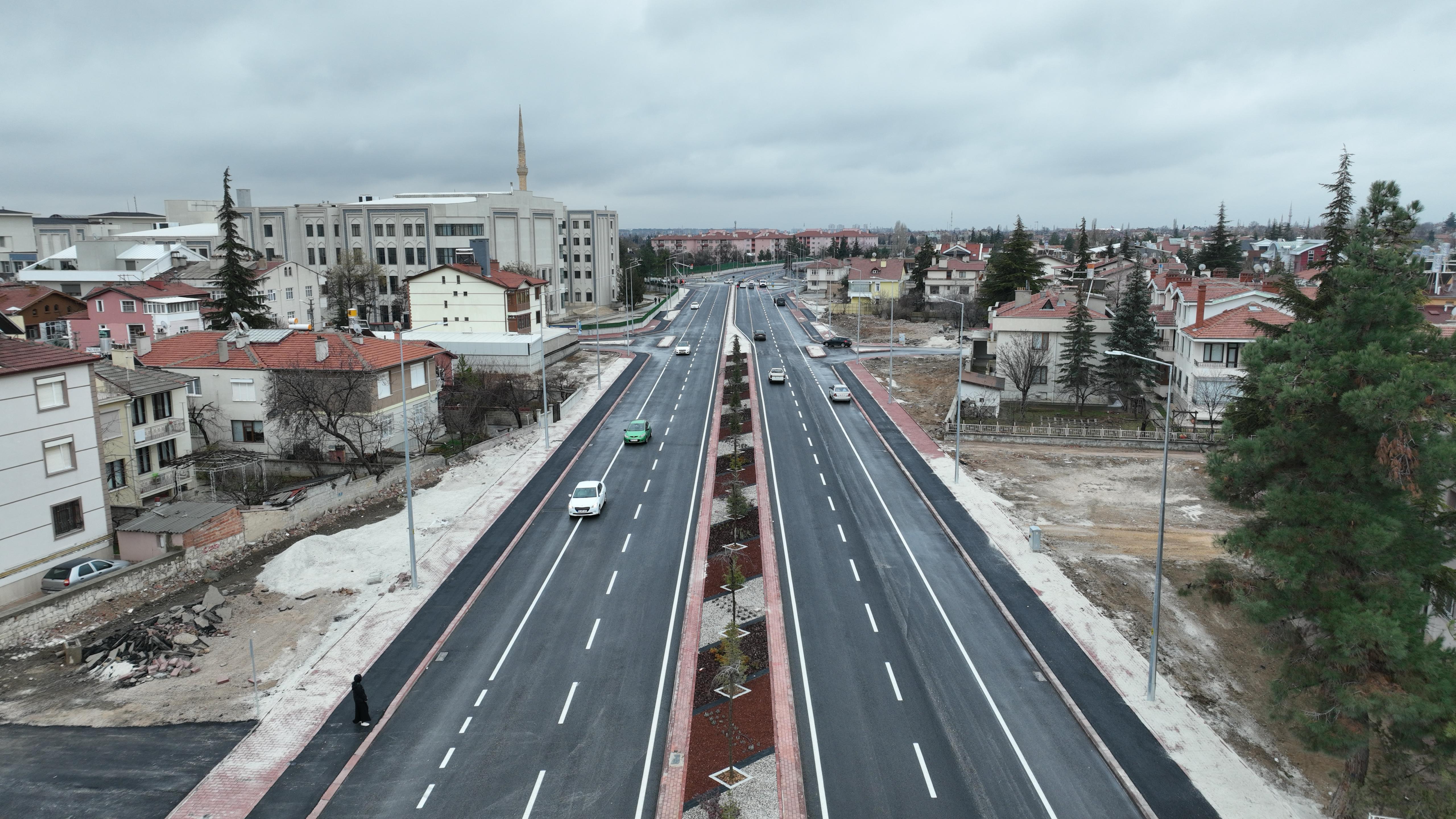 BAŞKAN ALTAY: “NECMETTİN ERBAKAN CADDESİ’NİN BİR ETABI DAHA HİZMET VERMEYE BAŞLADI”