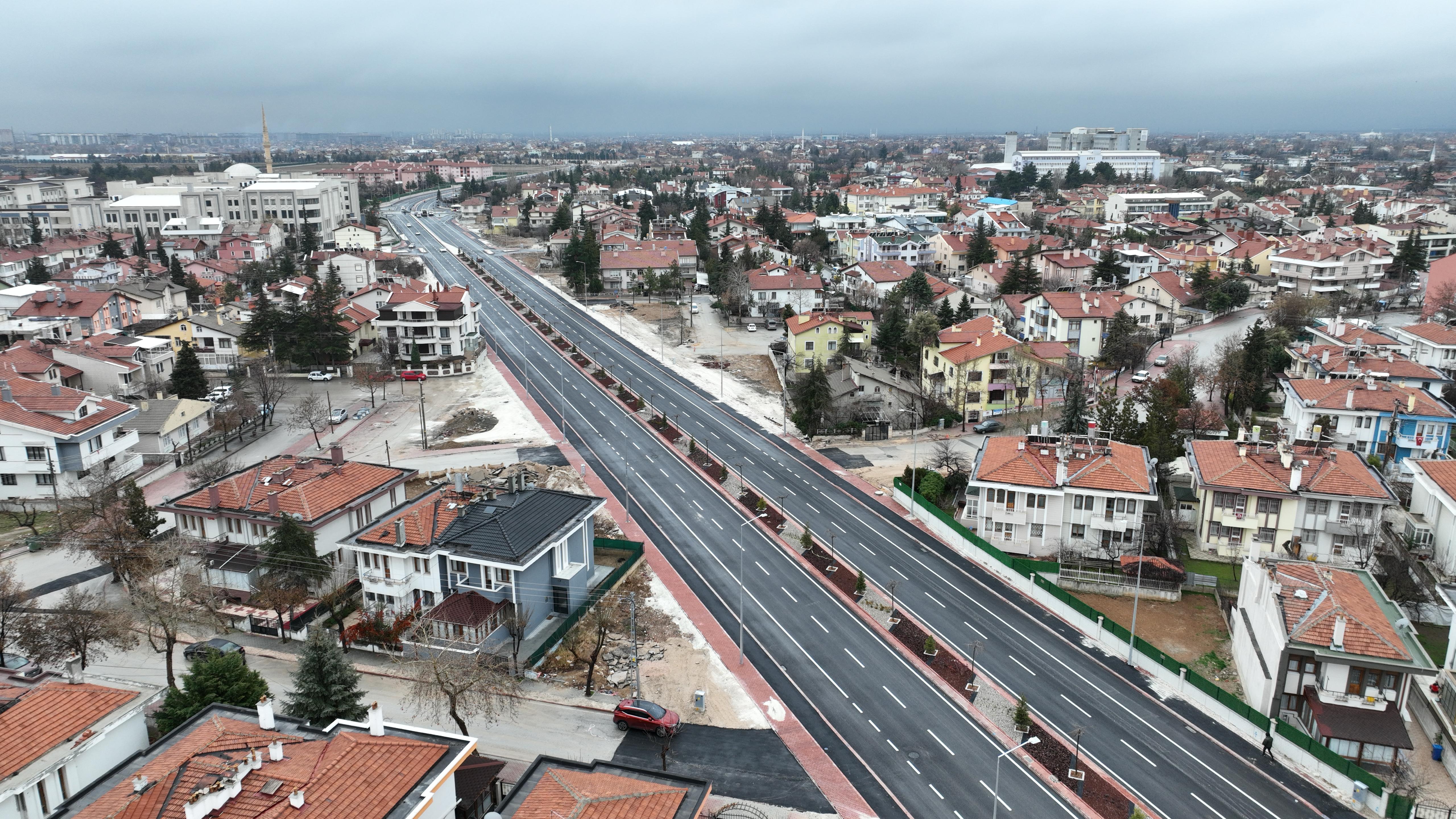 BAŞKAN ALTAY: “NECMETTİN ERBAKAN CADDESİ’NİN BİR ETABI DAHA HİZMET VERMEYE BAŞLADI”