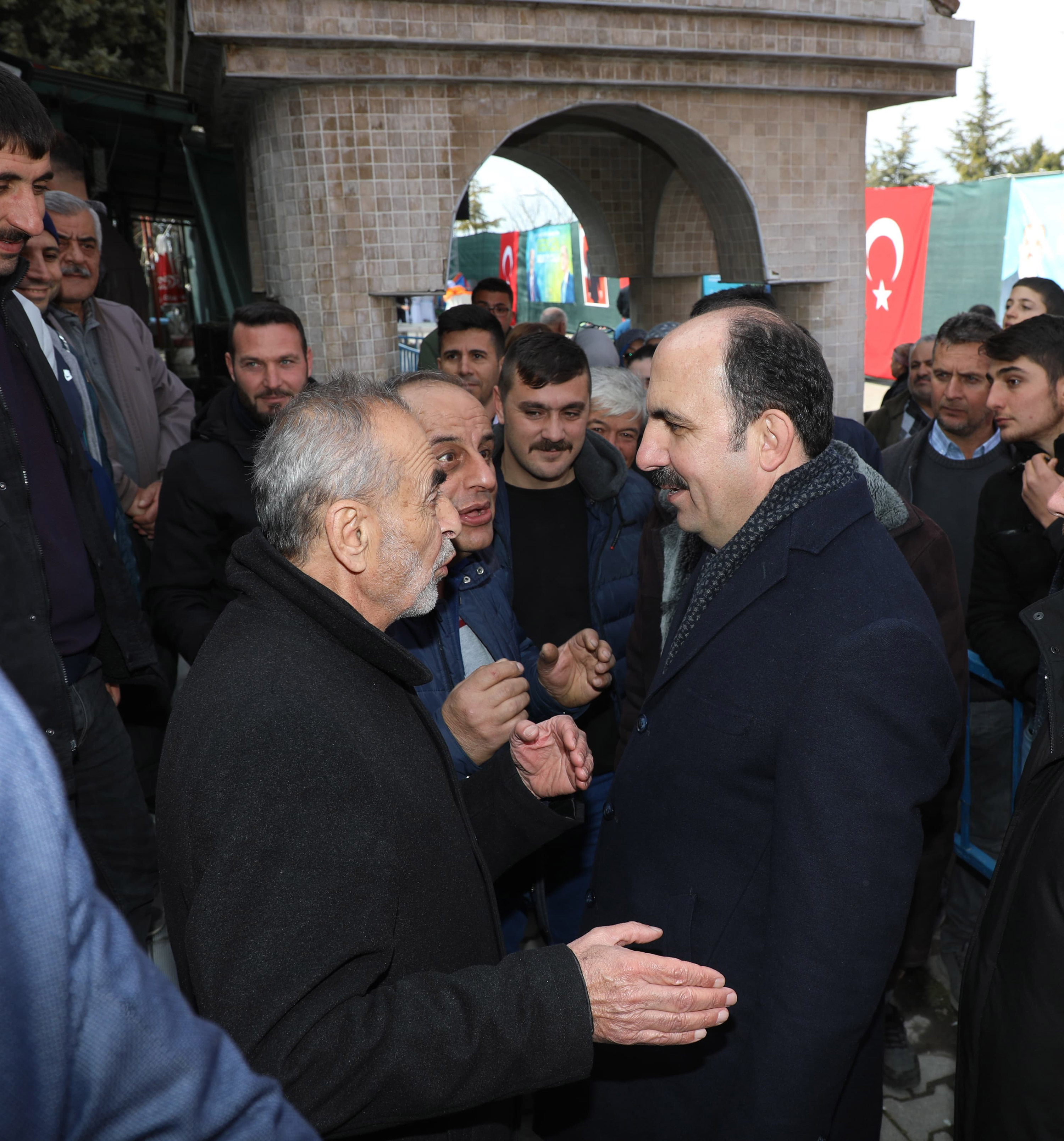 BAŞKAN ALTAY; DEREBUCAK, BEYŞEHİR VE HÜYÜK’TE VATANDAŞLARLA BULUŞTU