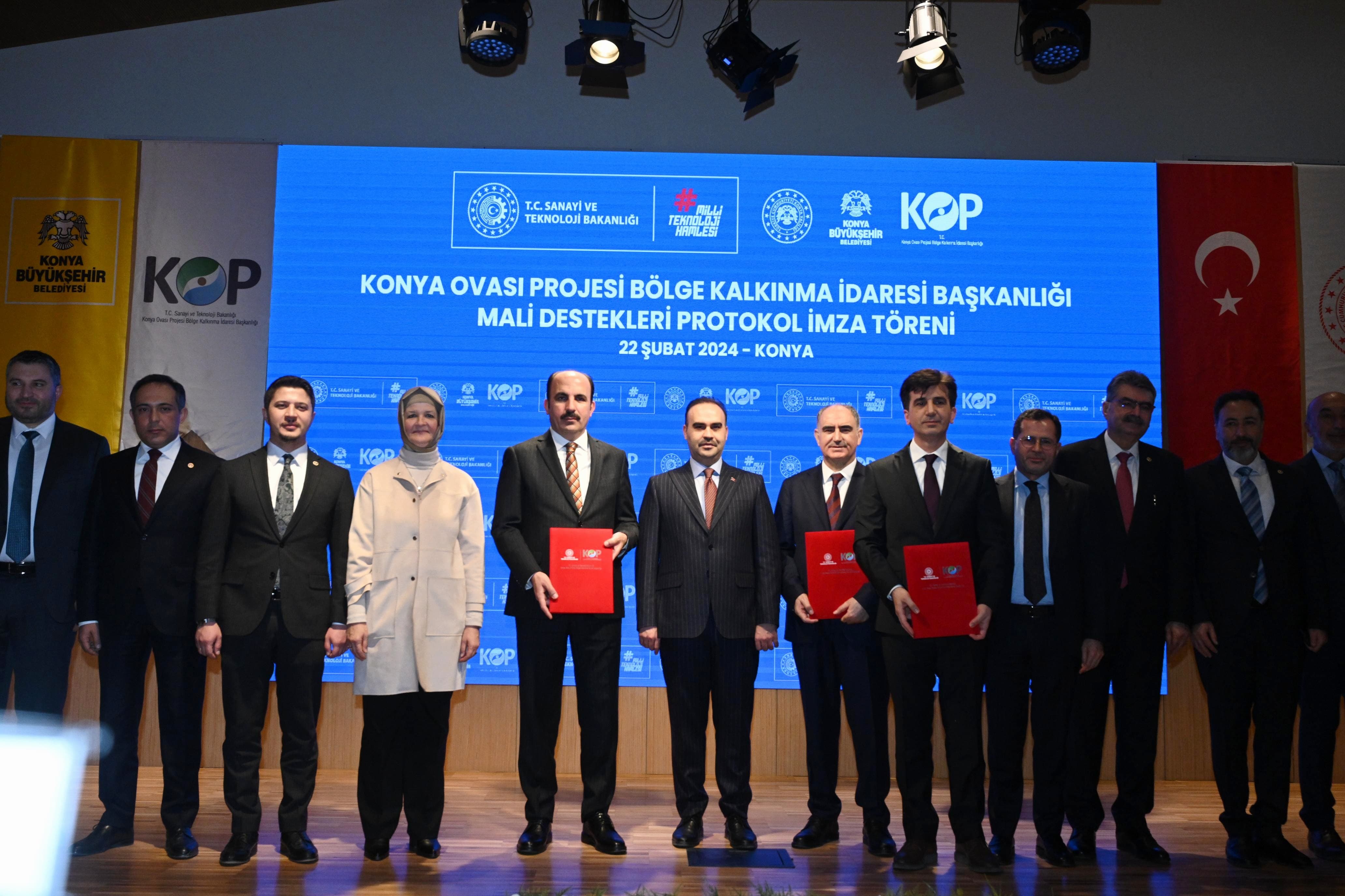 KONYA’DA KOP DESTEĞİYLE HAYATA GEÇECEK 128 MİLYON LİRALIK 22 TARIMSAL PROJENİN İMZALARI ATILDI