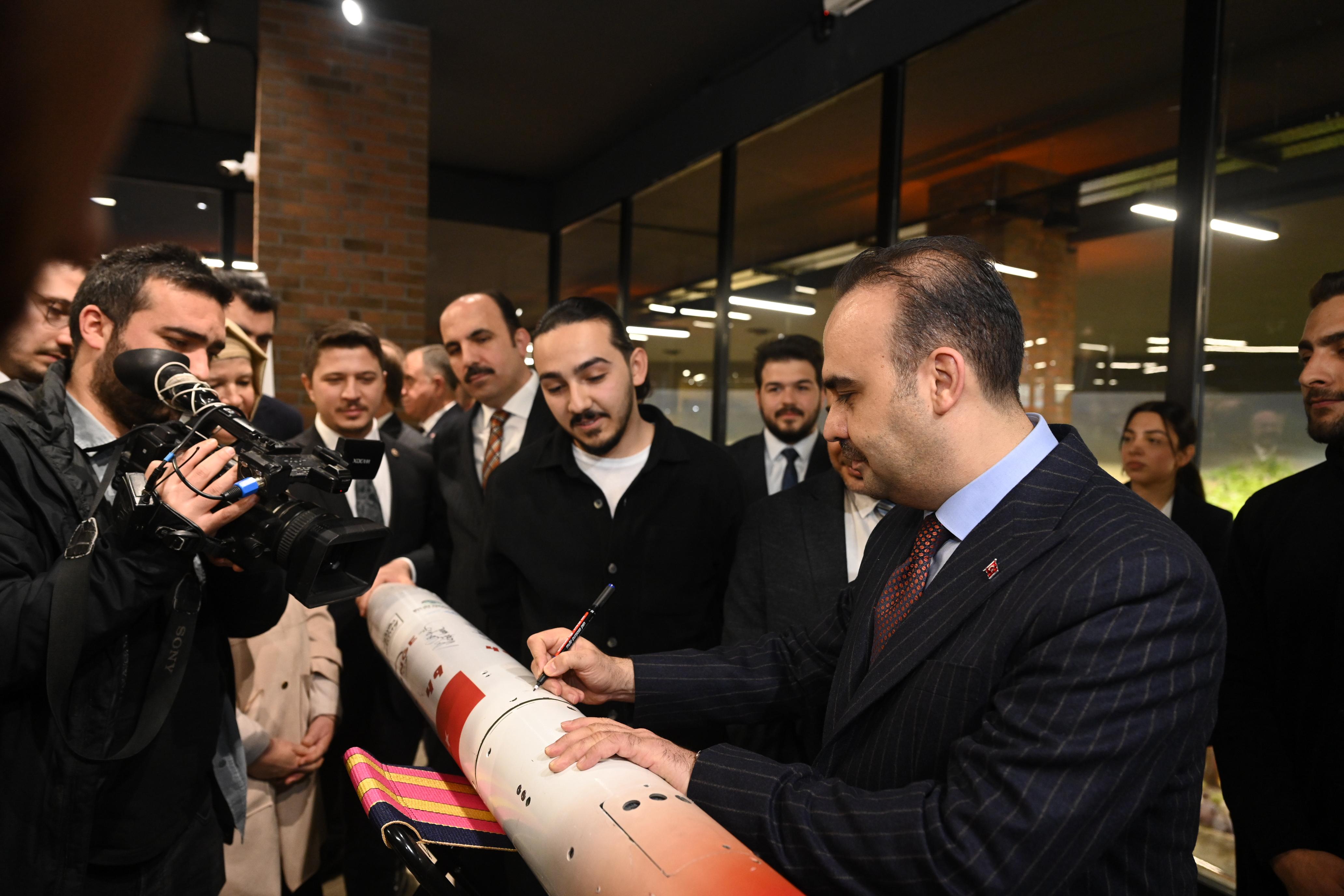 BAKAN KACIR: “KAPSÜL TÜRKİYE’DEKİ TÜM ŞEHİRLERE ÖRNEK OLMASI GEREKEN BİR MODEL”
