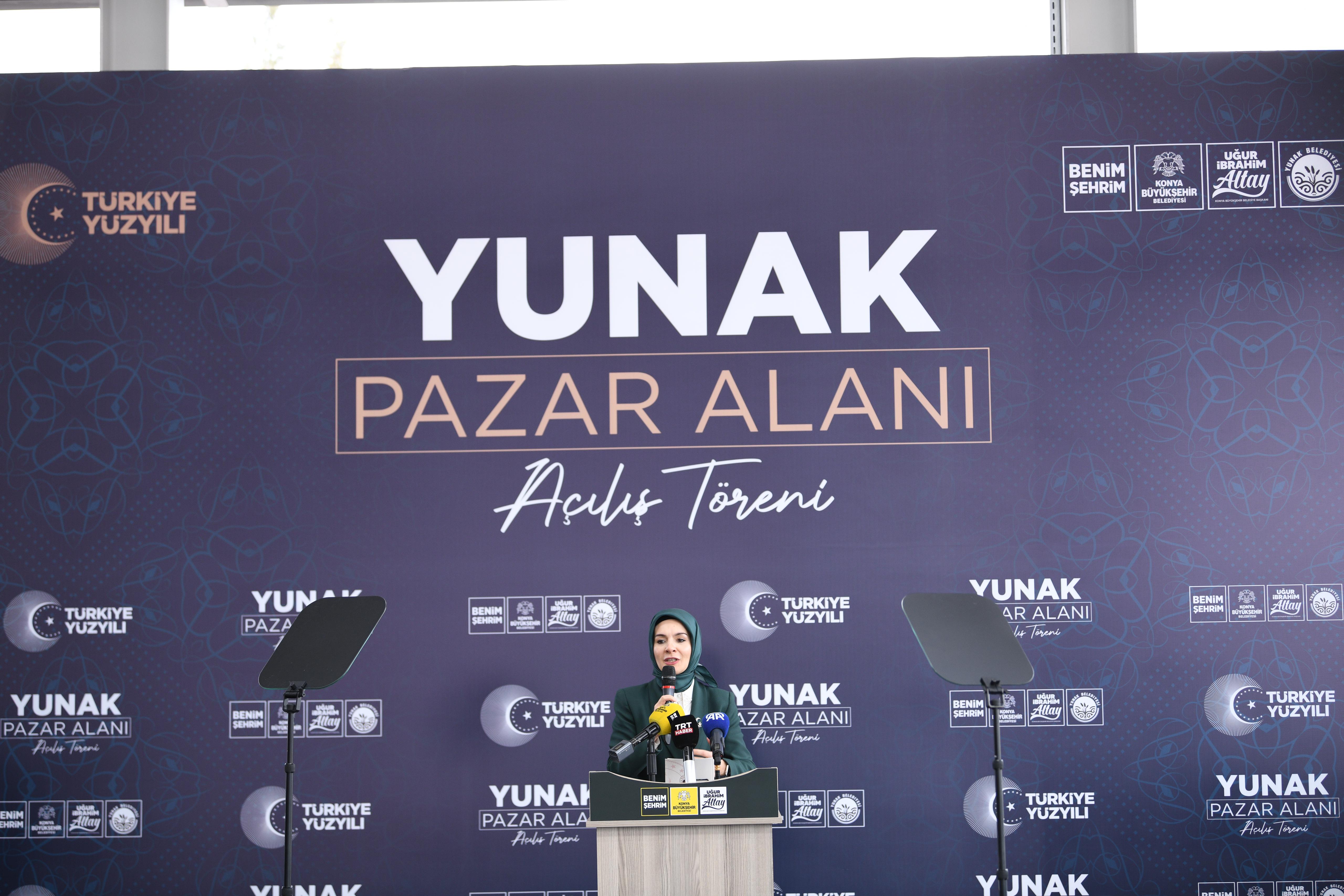 BAKAN GÖKTAŞ KONYA BÜYÜKŞEHİR’İN YUNAK’A KAZANDIRDIĞI KAPALI PAZAR YERİNİN AÇILIŞINI YAPTI