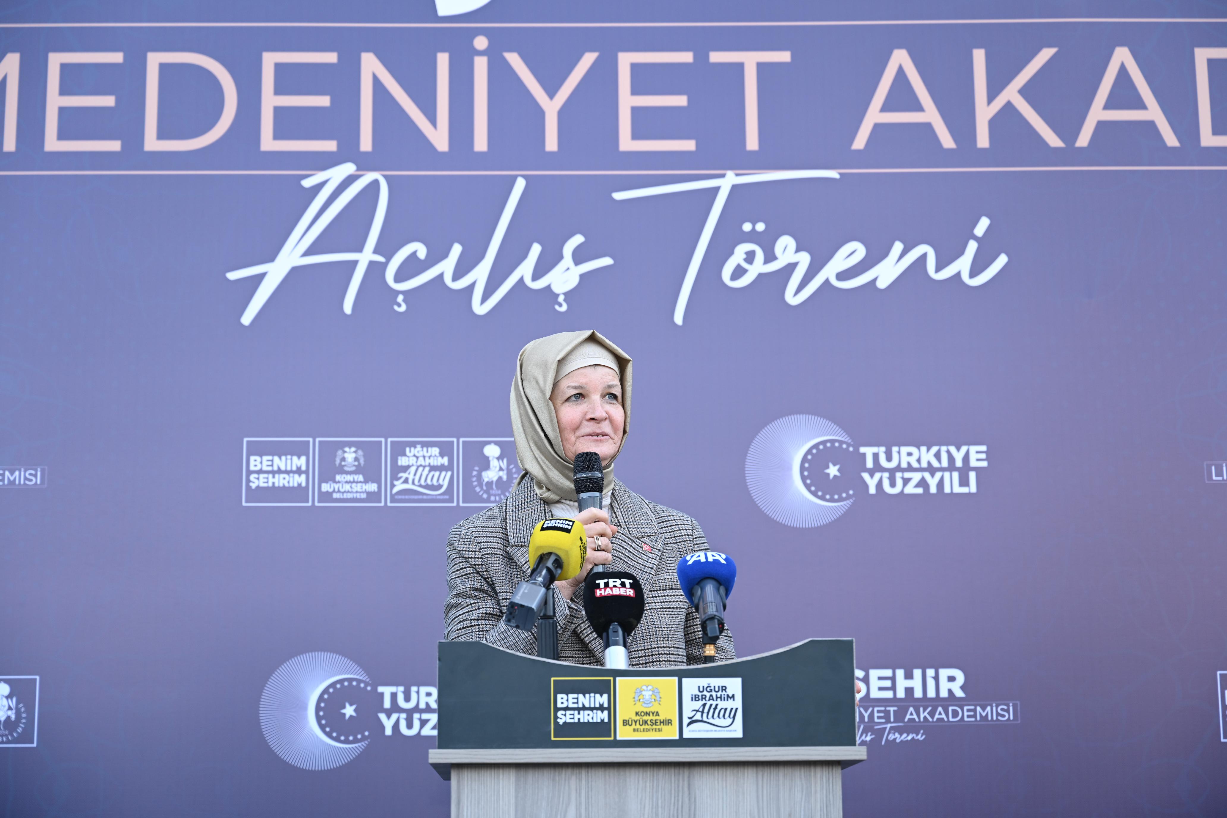 AKŞEHİR LİSE MEDENİYET AKADEMİSİ BAKAN GÖKTAŞ’IN KATILIMIYLA AÇILDI