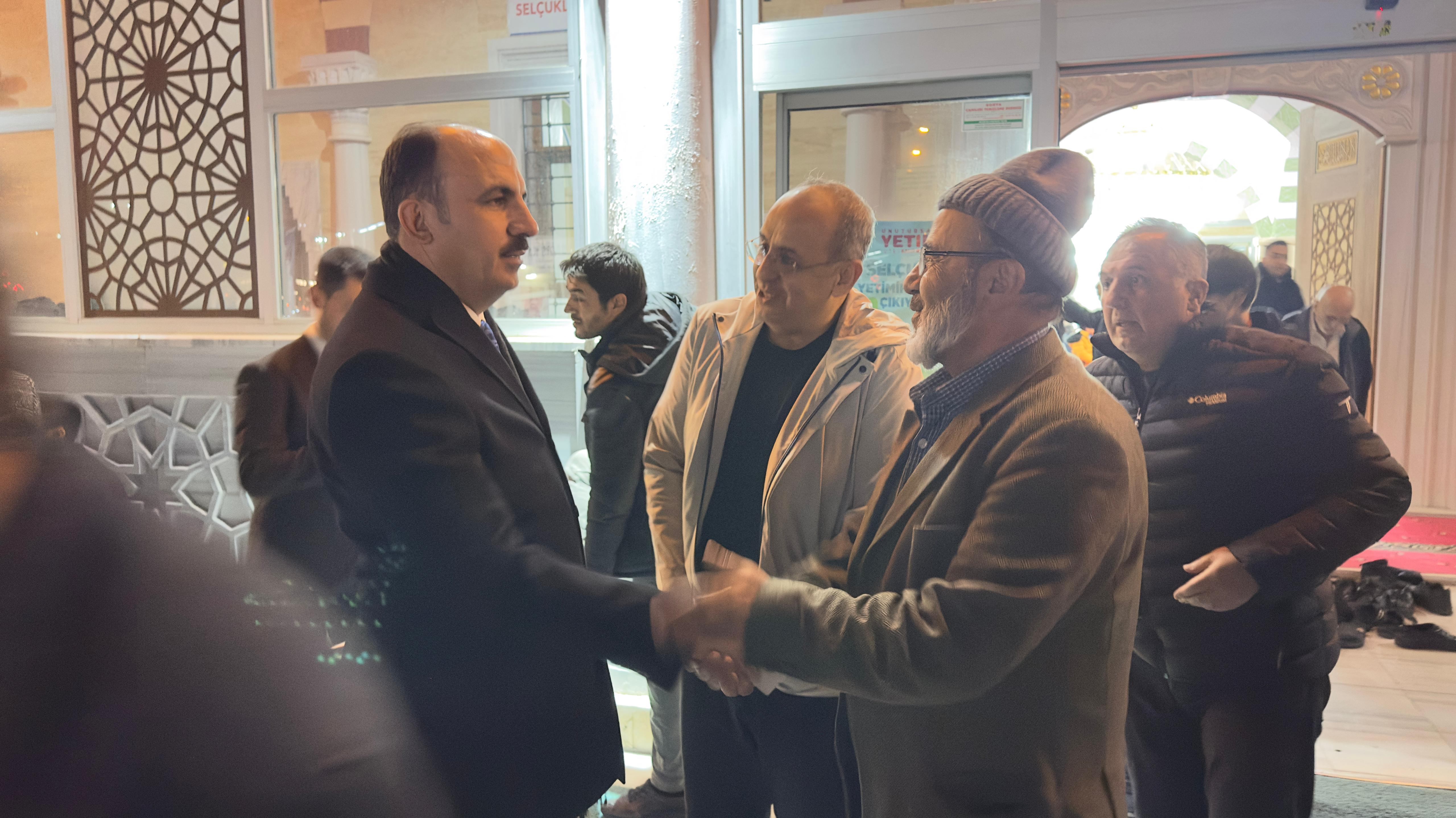 BAŞKAN ALTAY BERAT KANDİLİ’NDE KONYALILARLA BULUŞTU