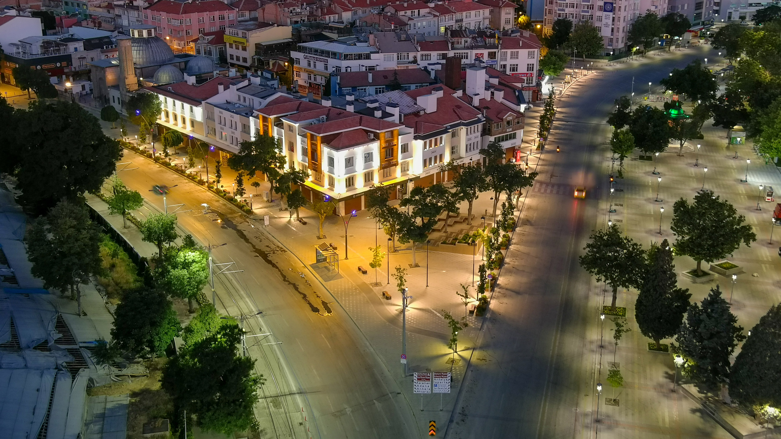 BAŞKAN ALTAY KONYA’YA 5 YILDA KAZANDIRILAN 52,8 MİLYAR LİRALIK YATIRIMI VE YENİ DÖNEM PROJELERİNİ ANLATTI