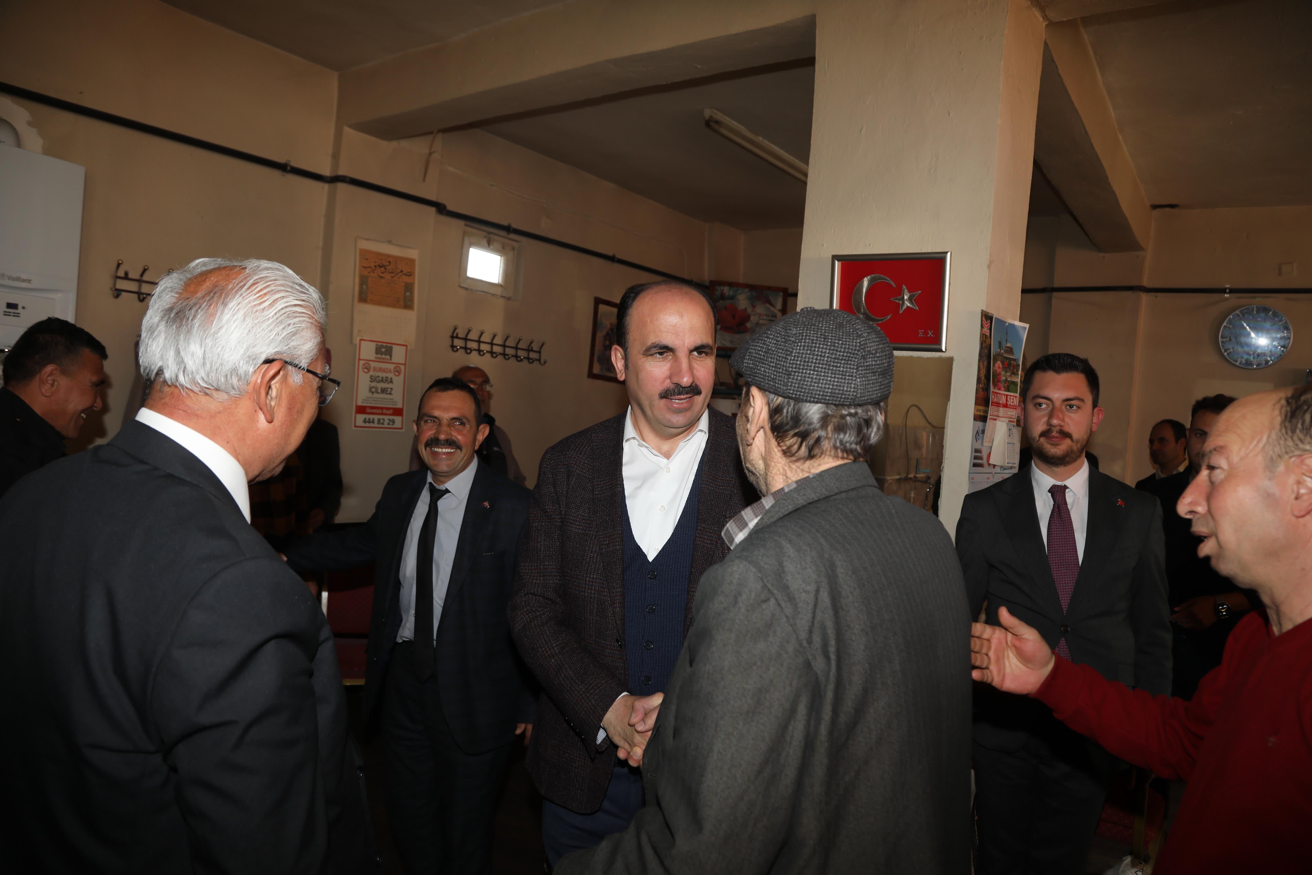 BAŞKAN ALTAY YUNAK VE TUZLUKÇU’DA VATANDAŞLARLA BULUŞTU; YUNAK İTFAİYE MERKEZİ’Nİ AÇTI