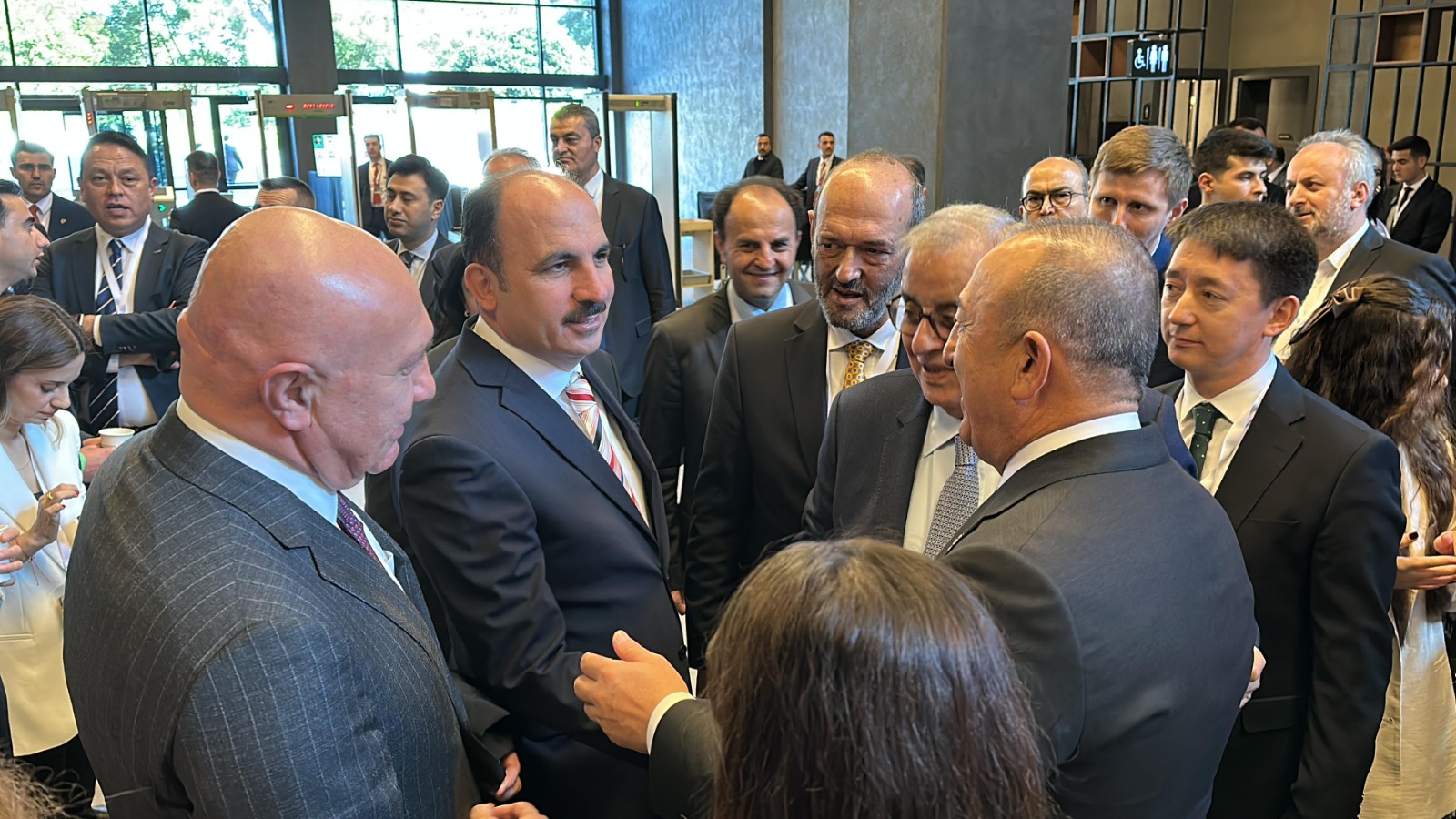BAŞKAN ALTAY, ANTALYA DİPLOMASİ FORUMU’NDA DÜZENLENEN “KÜRESEL MESELELER İÇİN YEREL YAKLAŞIMLAR” PANELİNE KATILDI