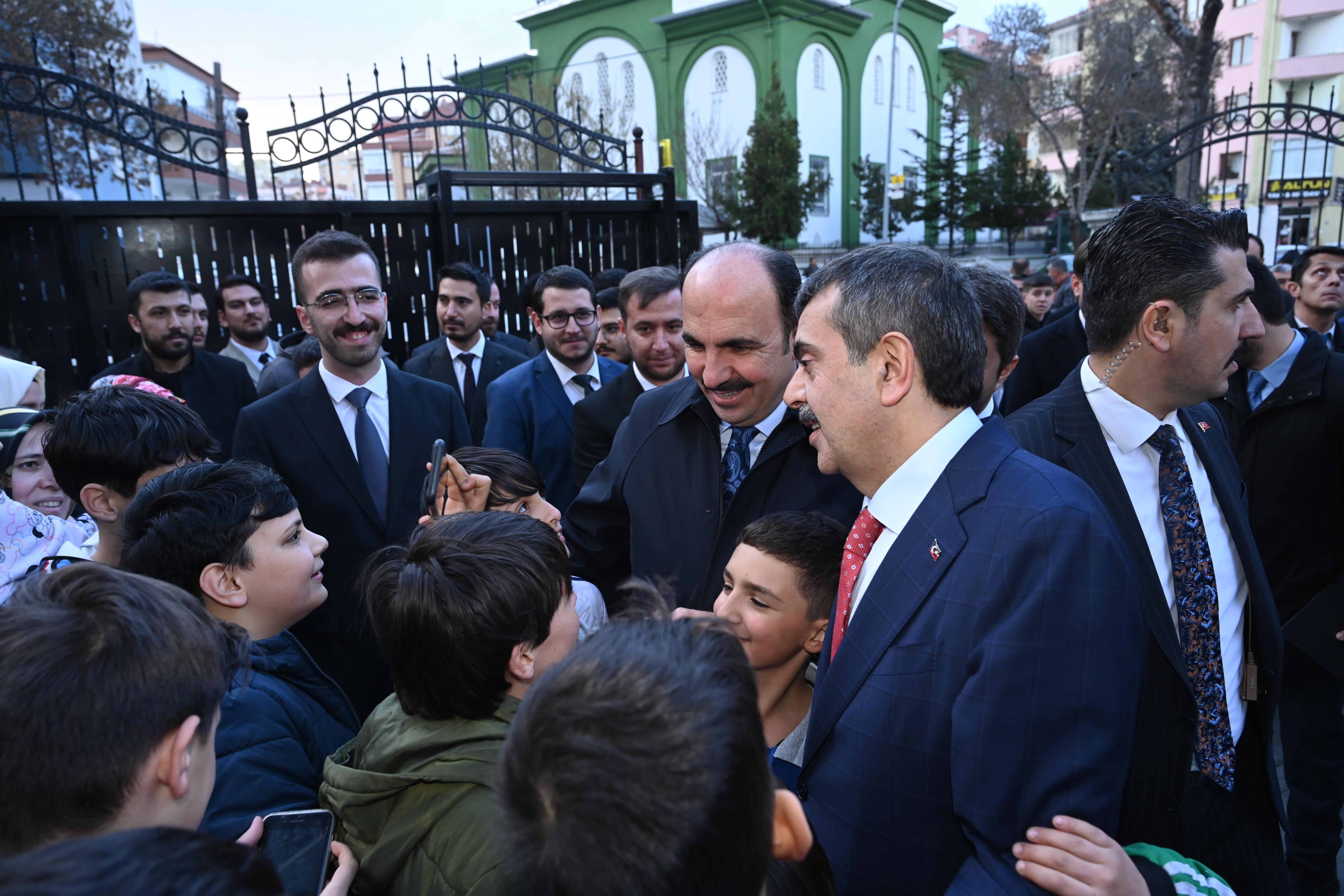 MİLLİ EĞİTİM BAKANI TEKİN, KONYA BÜYÜKŞEHİR’İN NİZAMÜLMÜLK BİLGEHANESİ VE LİSE MEDENİYET AKADEMİSİ’Nİ AÇTI