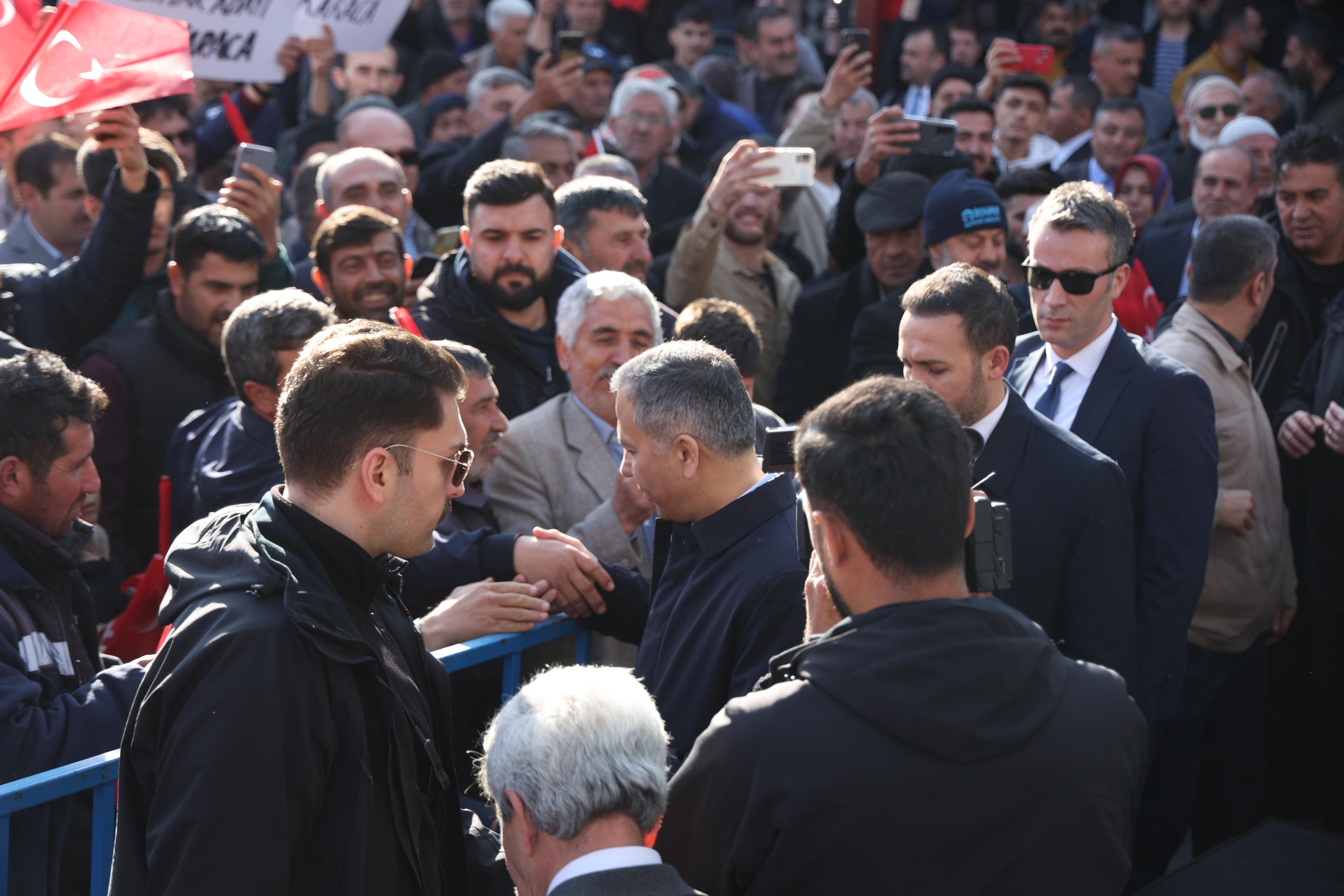 KONYA BÜYÜKŞEHİR KADINHANI’NIN KALBİNDE TARİHİ BİR KENTSEL DÖNÜŞÜME İMZA ATIYOR