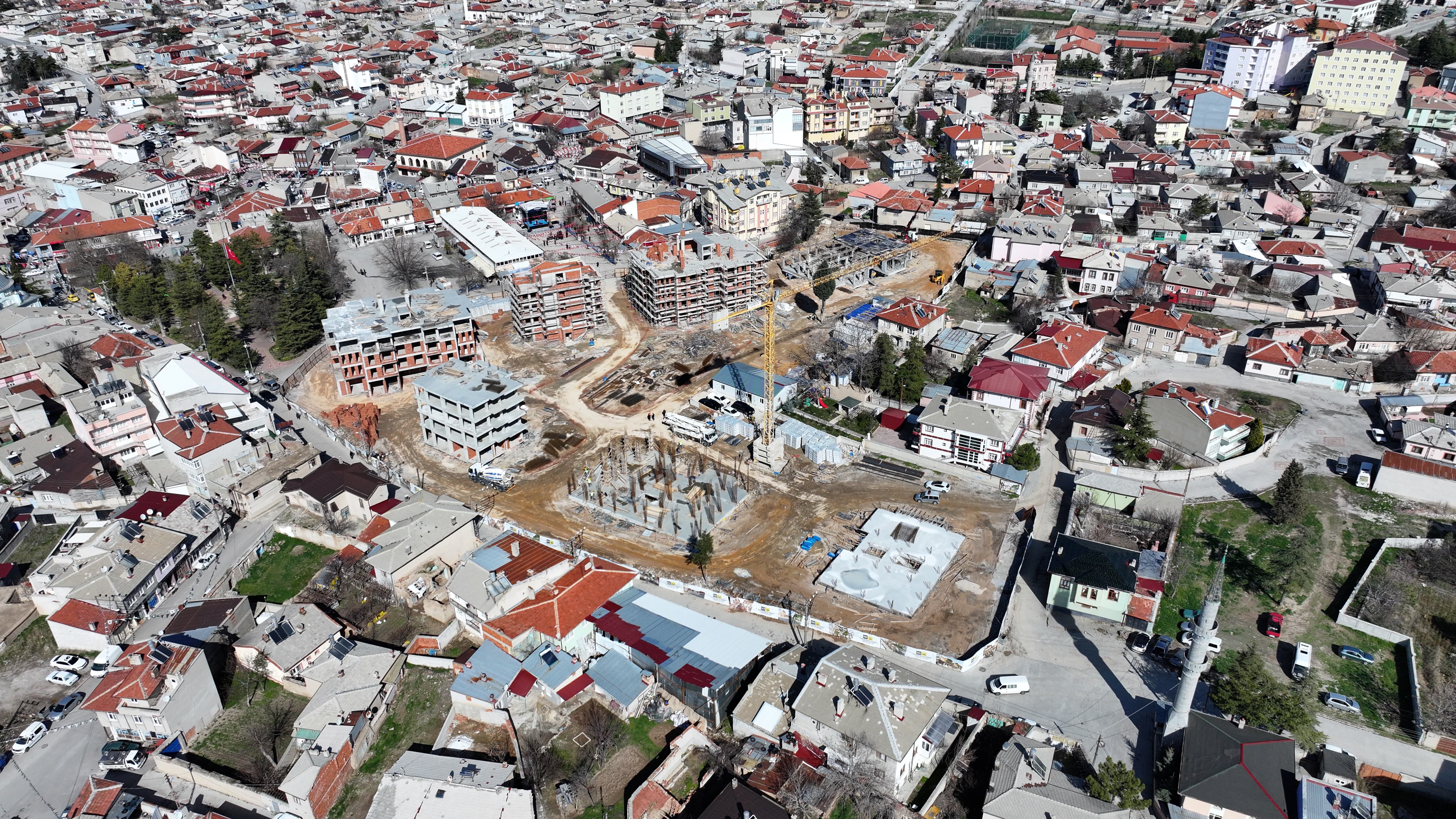 KONYA BÜYÜKŞEHİR KADINHANI’NIN KALBİNDE TARİHİ BİR KENTSEL DÖNÜŞÜME İMZA ATIYOR