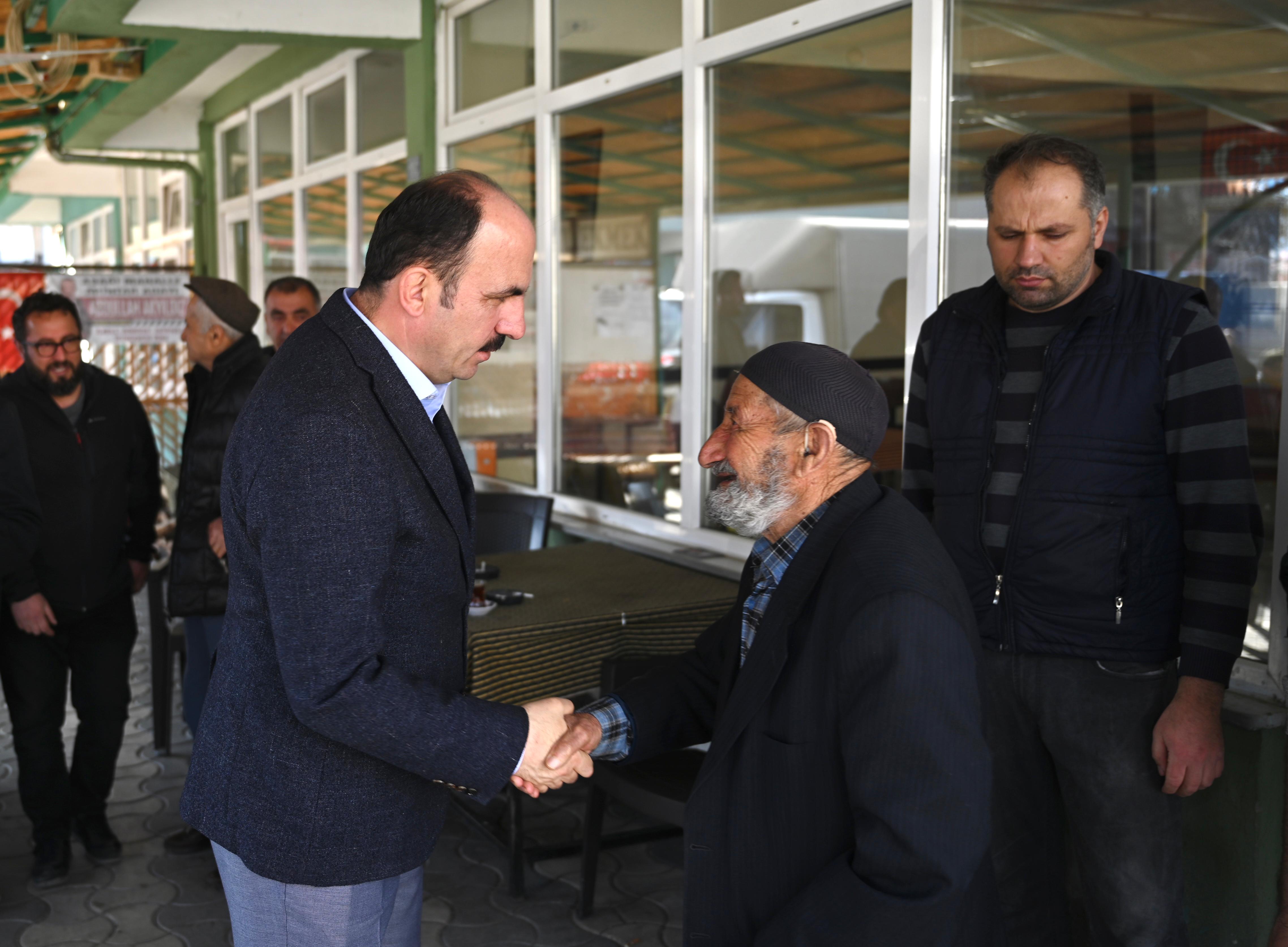 BAŞKAN ALTAY AHIRLI VE YALIHÜYÜK İLÇELERİNİ ZİYARET ETTİ, AHIRLI ÇOK AMAÇLI SALONUN AÇILIŞINI YAPTI