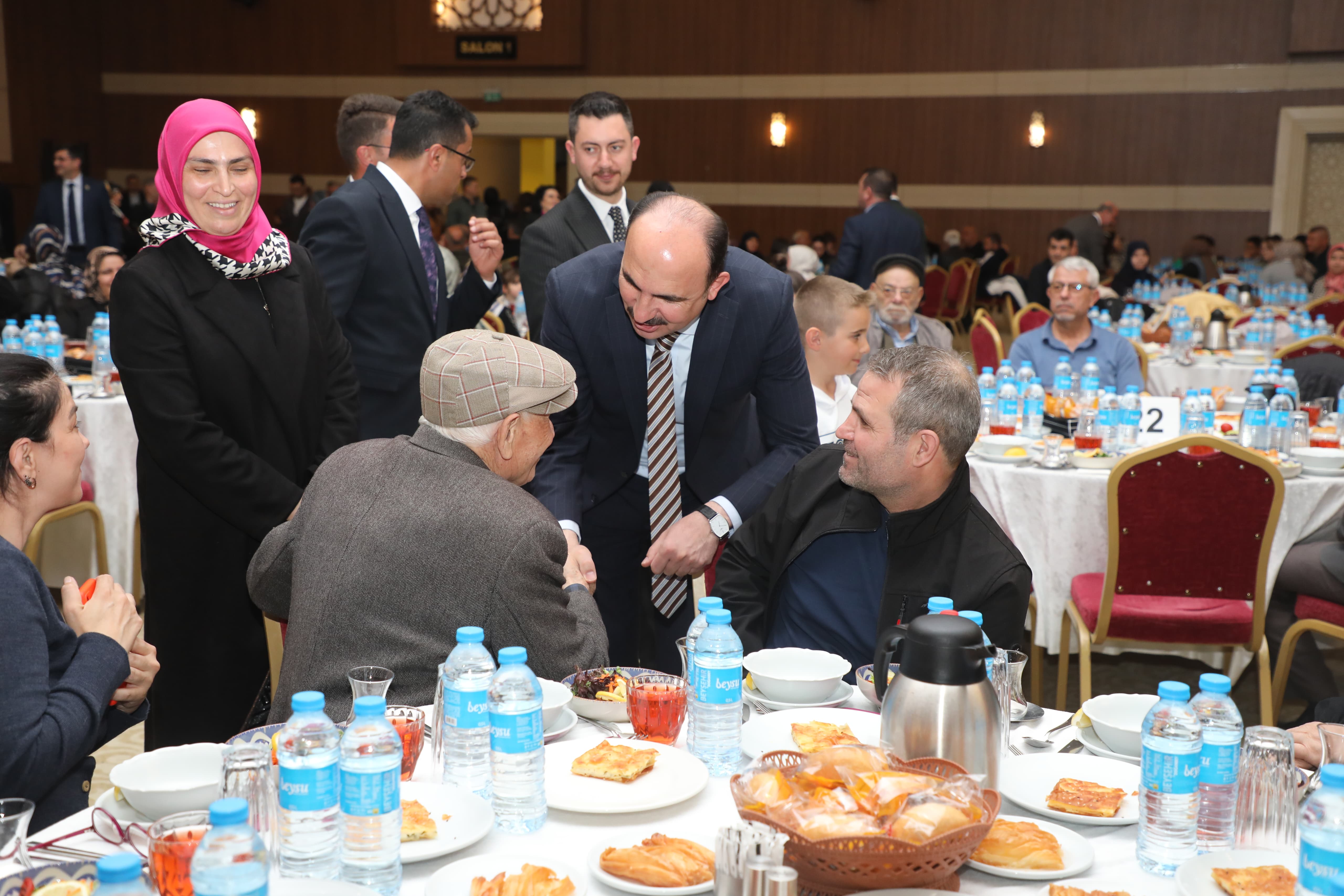 KONYA’DAKİ ŞEHİT AİLELERİ, GAZİLER VE GAZİ YAKINLARI İFTARDA BULUŞTU