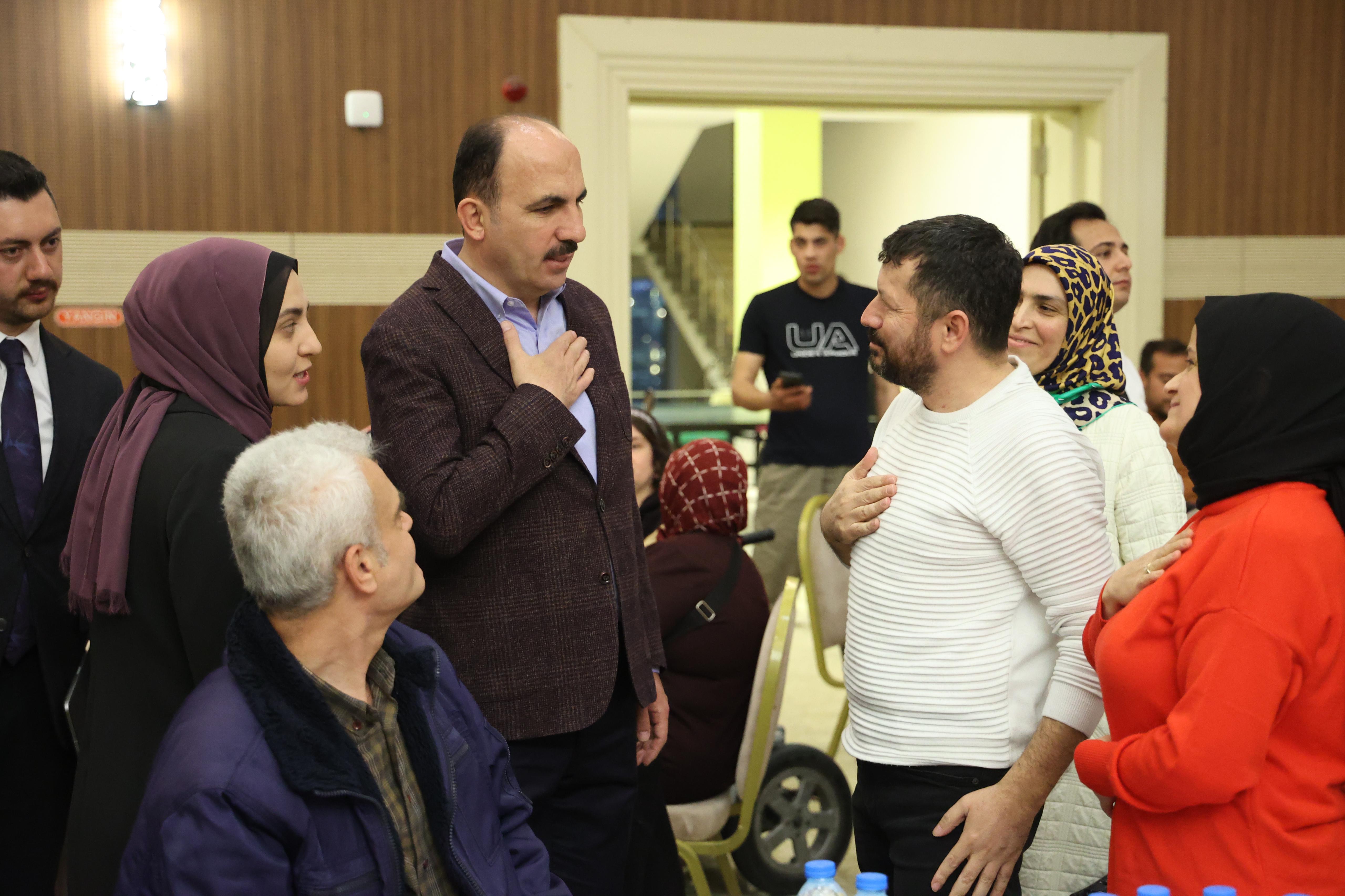 KONYA’DAKİ DEZAVANTAJLI GRUPLAR VE AİLELERİ İFTARDA BULUŞTU