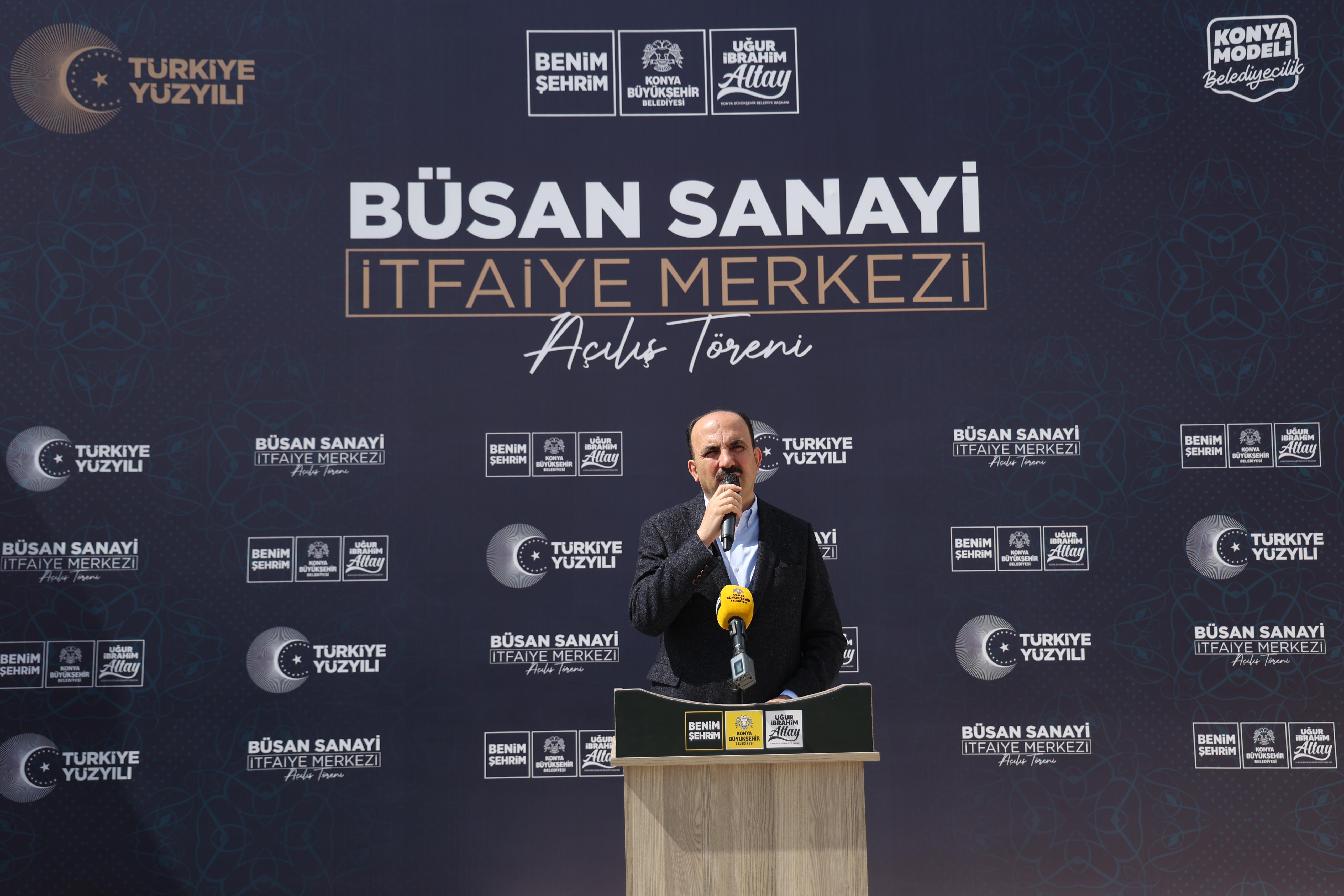 BAŞKAN ALTAY: “TÜM İMKANLARIMIZLA EN HIZLI, EN PROFESYONEL ŞEKİLDE YANGINLARA MÜDAHALE EDECEK GÜÇTEYİZ”