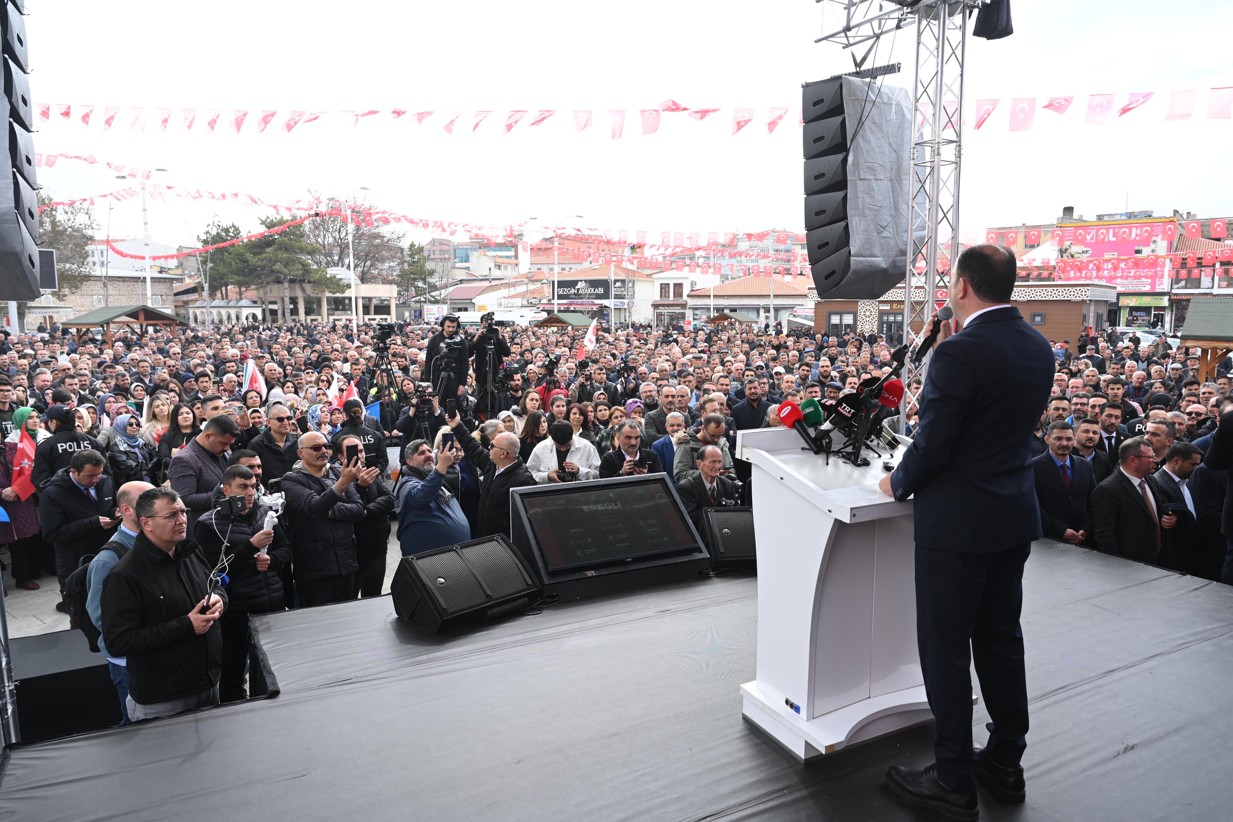 TİCARET BAKANI BOLAT: “TÜRKİYE’DE BELEDİYECİLİK KONUSUNDA MODEL ŞEHİR KONYA’DIR”