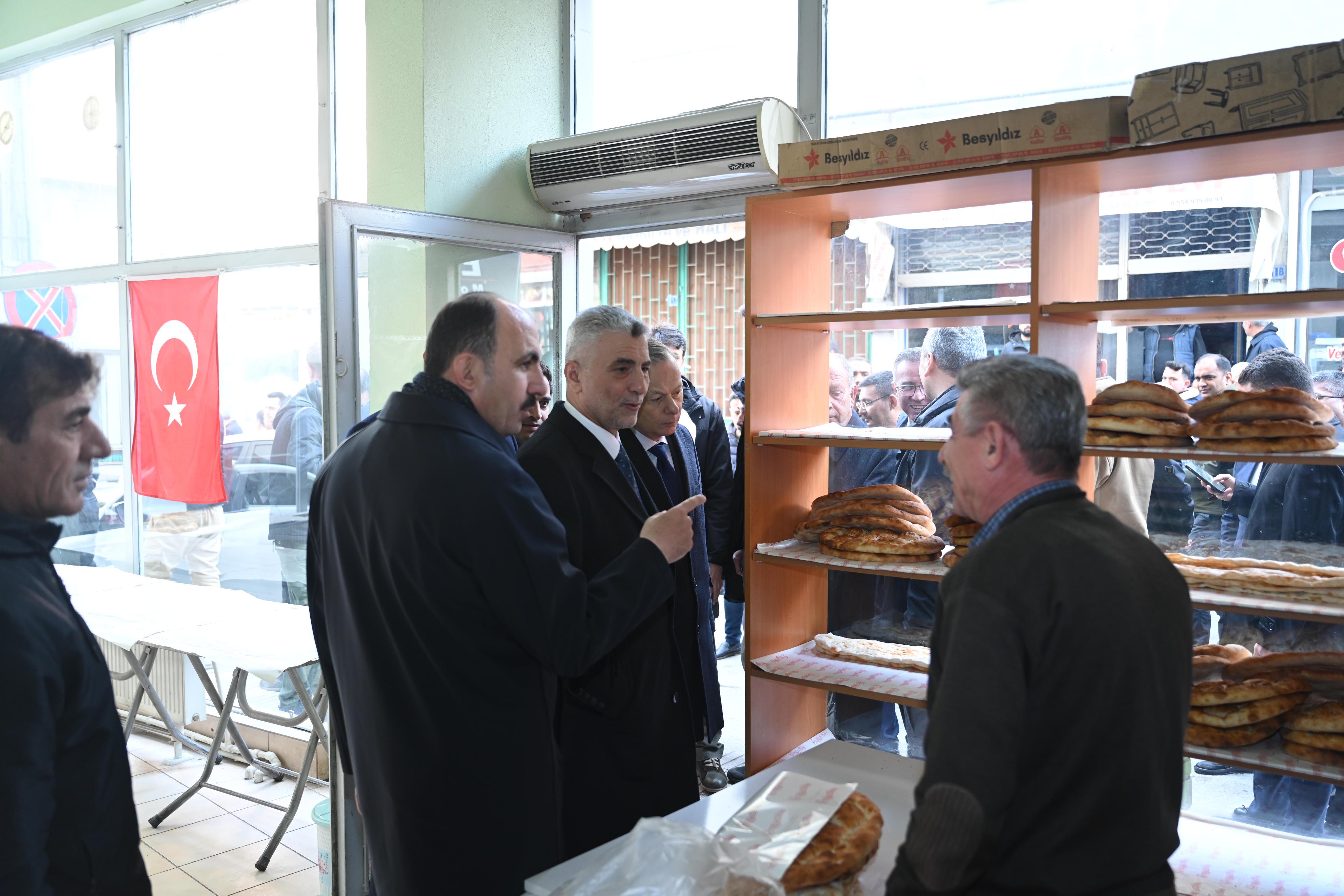 TİCARET BAKANI BOLAT: “TÜRKİYE’DE BELEDİYECİLİK KONUSUNDA MODEL ŞEHİR KONYA’DIR”