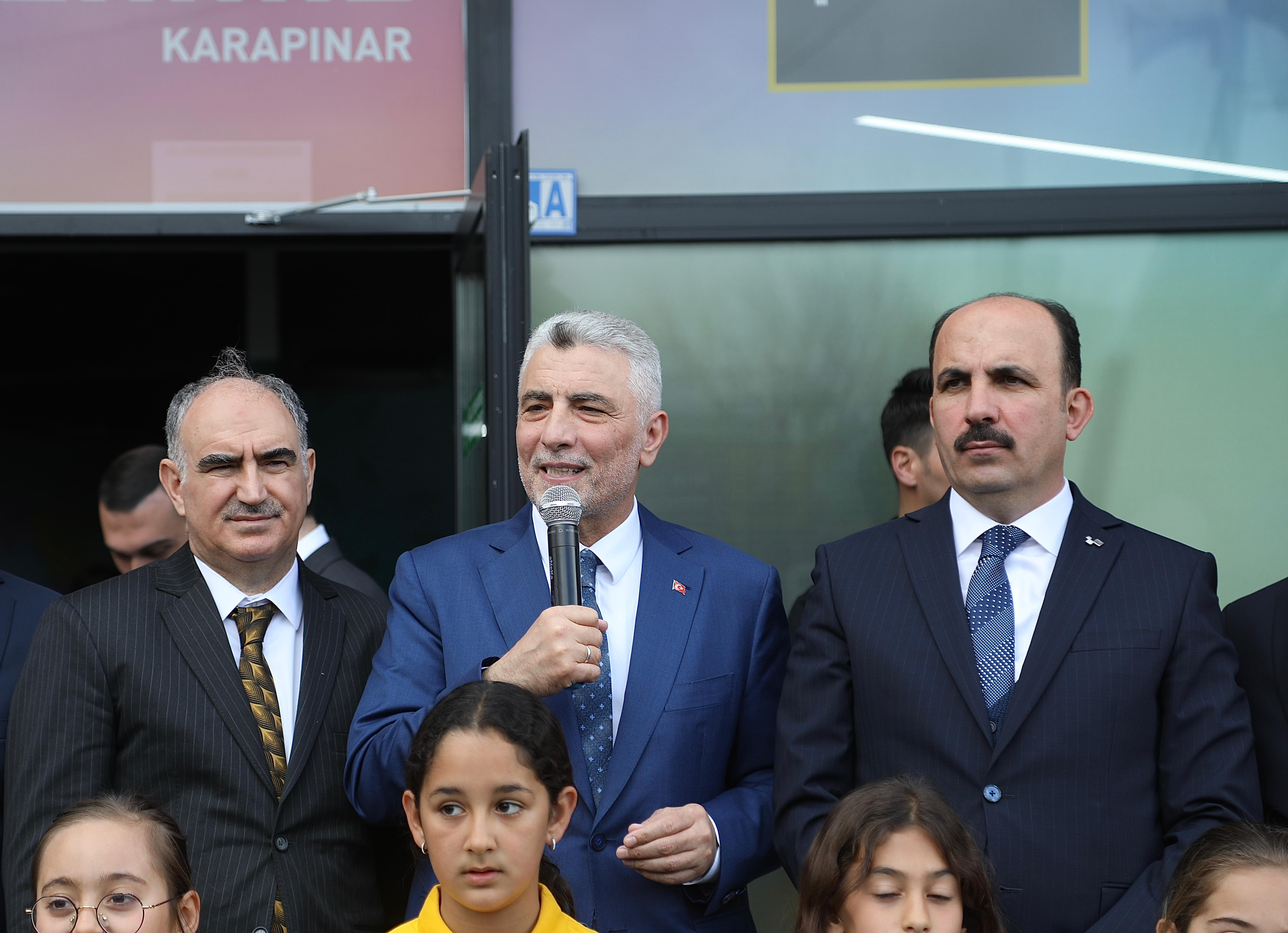 TİCARET BAKANI BOLAT KONYA BÜYÜKŞEHİR’İN KARAPINAR’A KAZANDIRDIĞI BİLGEHANE VE LİSE MEDENİYET AKADEMİSİ’NİN AÇILIŞINI YAPTI